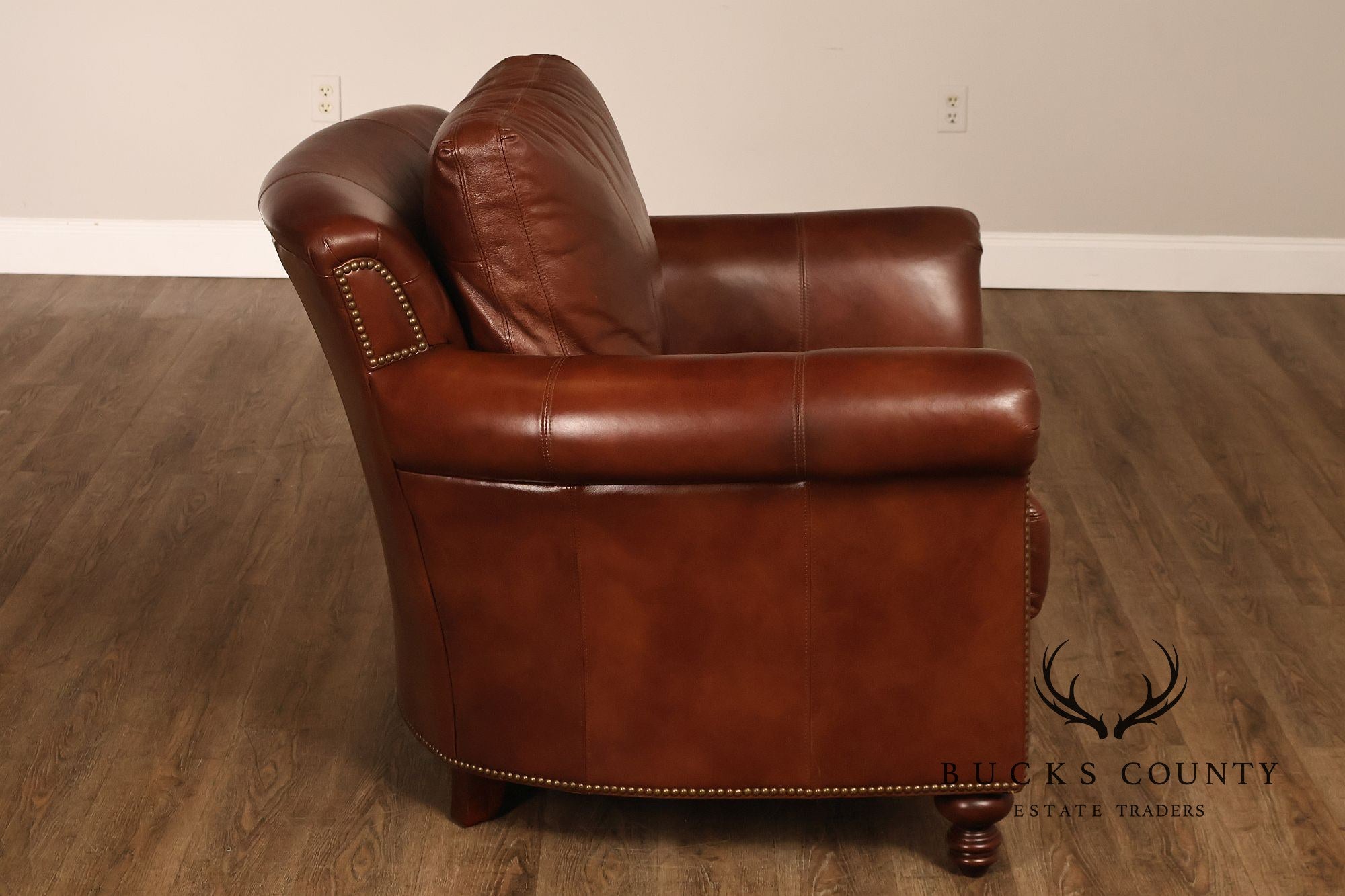 Bradington Young Traditional Style Leather Stationary Chair