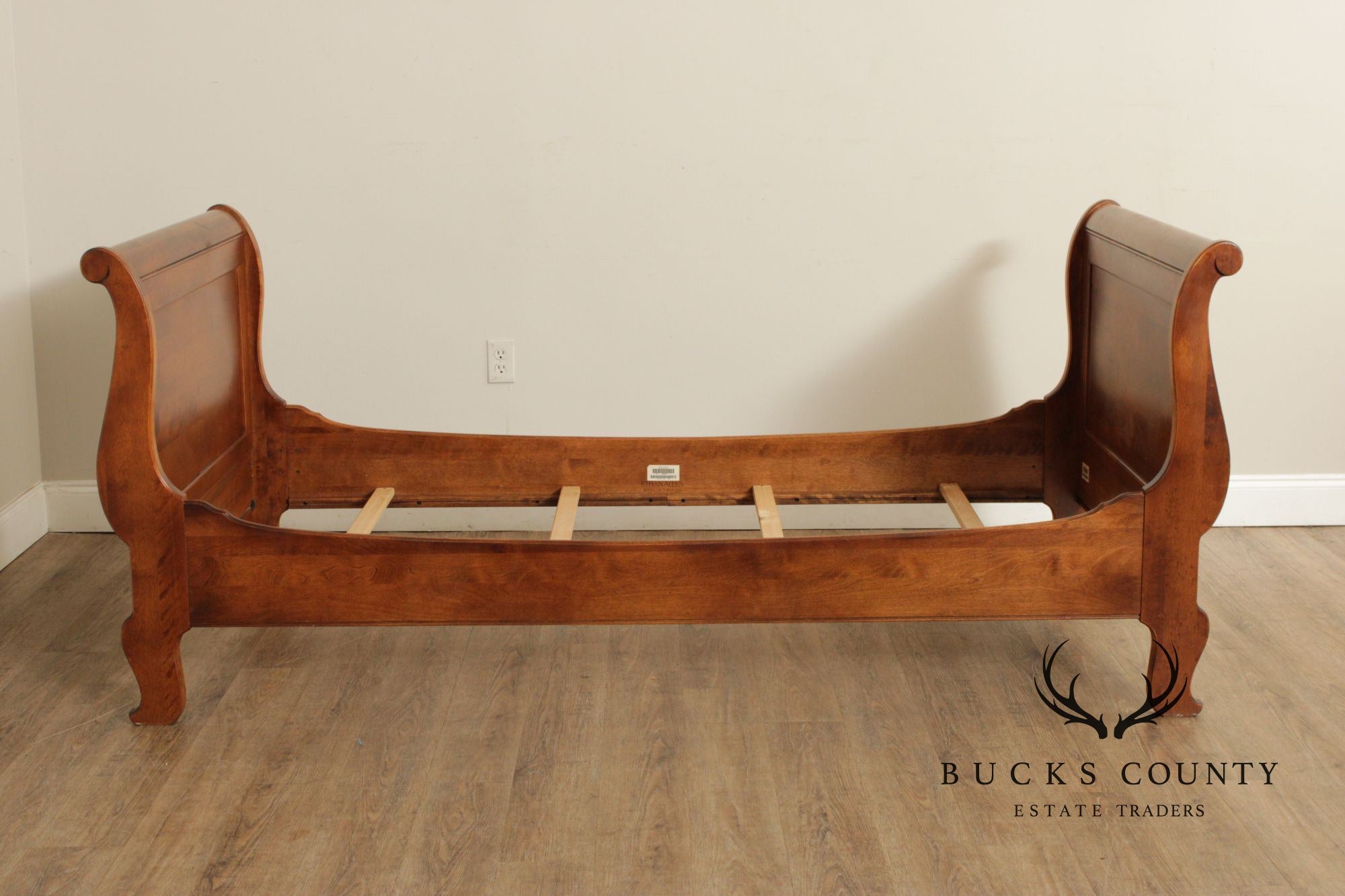 Ethan Allen 'Country French' Twin Sleigh Bed