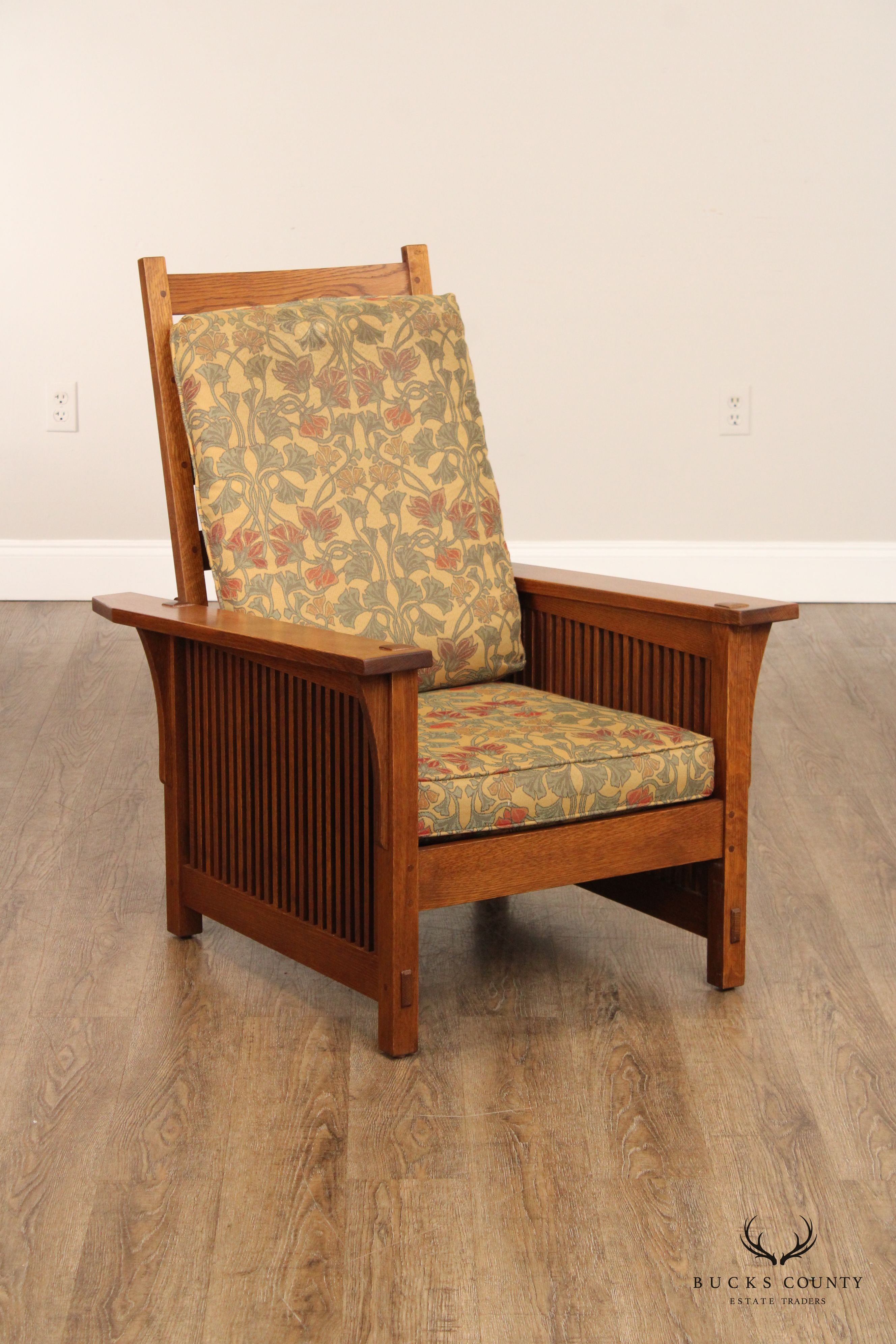 Stickley Mission Collection Oak Compact Spindle Morris Chair