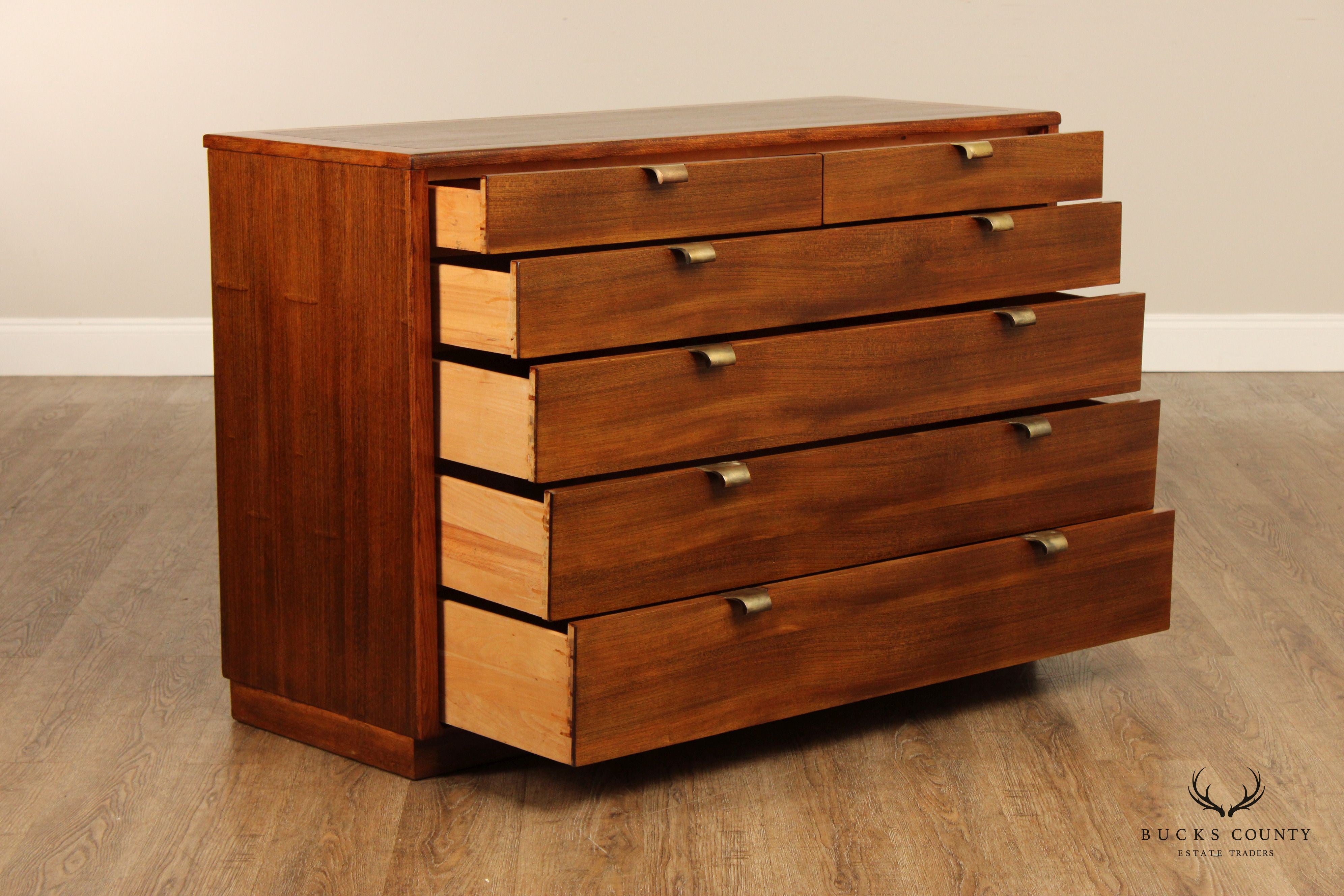 Drexel Mid Century Modern 'Precedent' Chest of Drawers