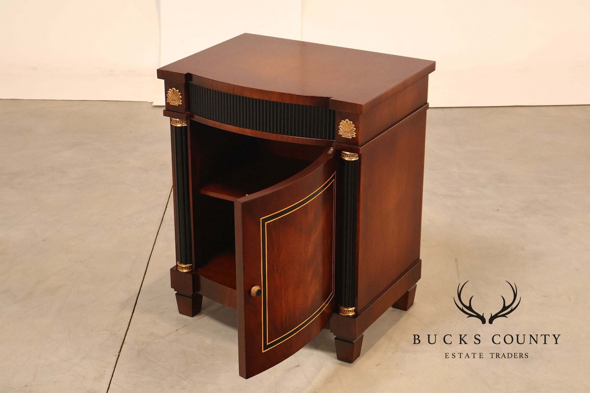 Mariner Luxury Furniture Empire Style Pair Of Mahogany Nightstands