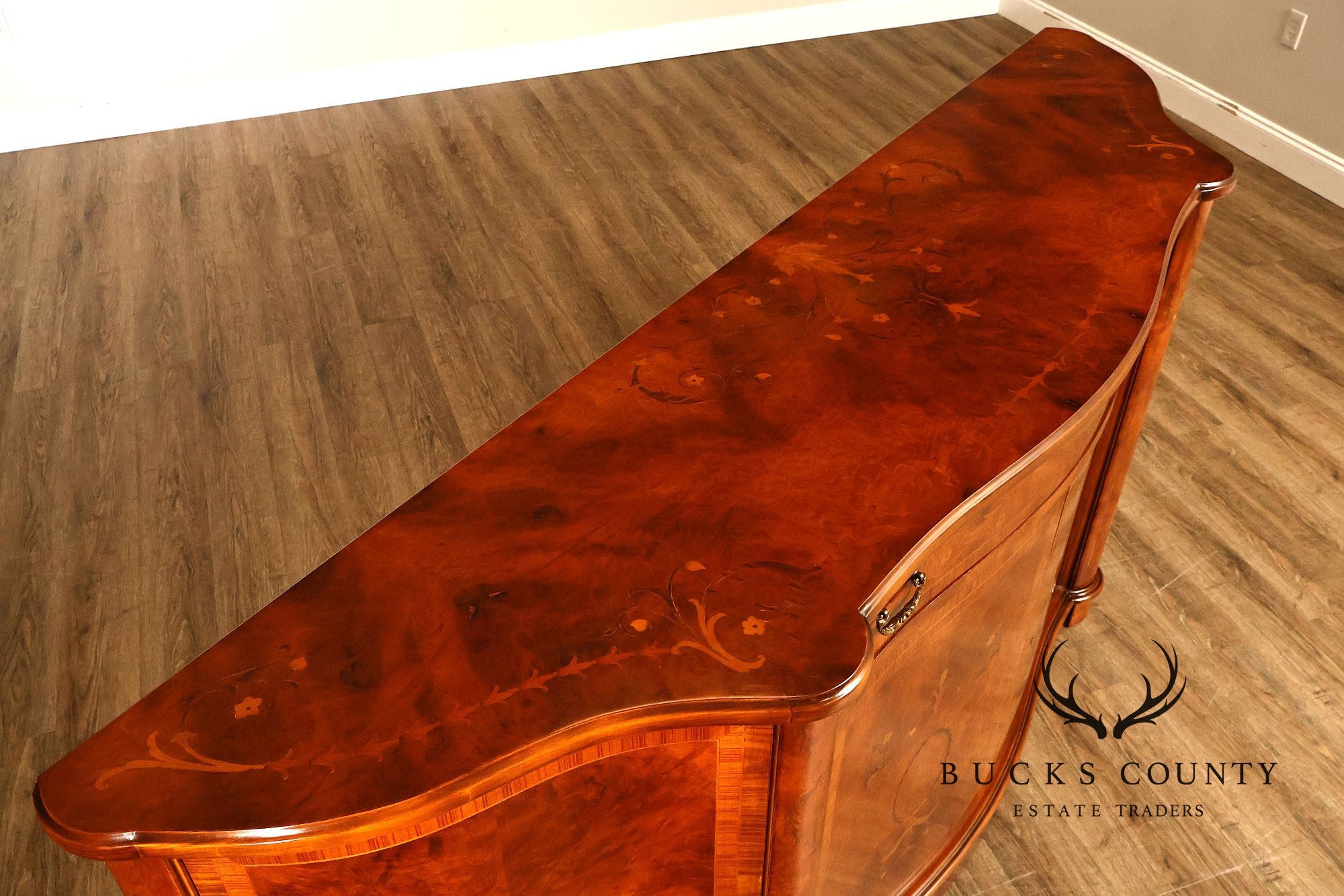 Italian Neoclassical Style Burl Wood Marquetry Inlaid Serpentine Sideboard