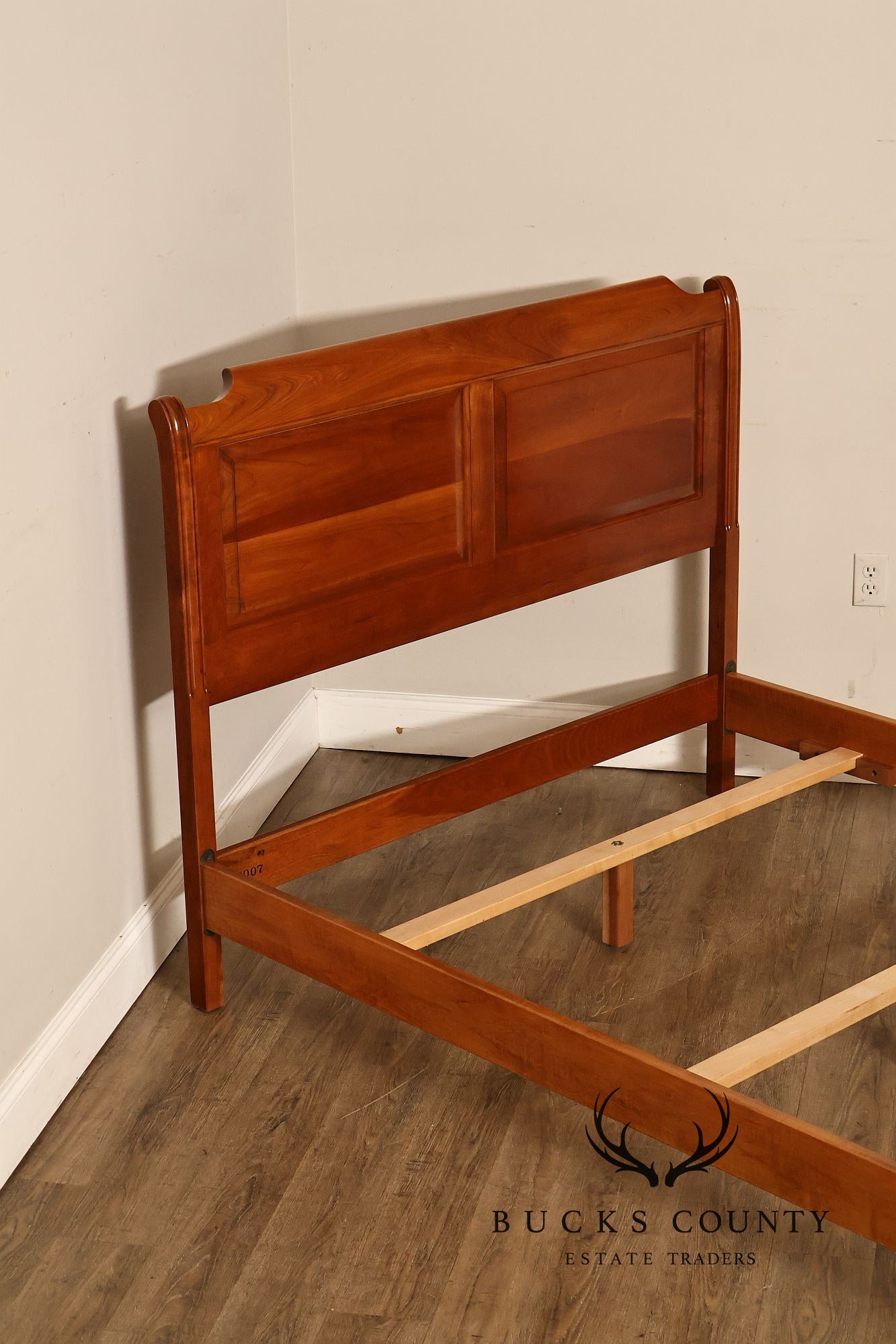 Stickley Solid Cherry Full Size Sleigh Bed