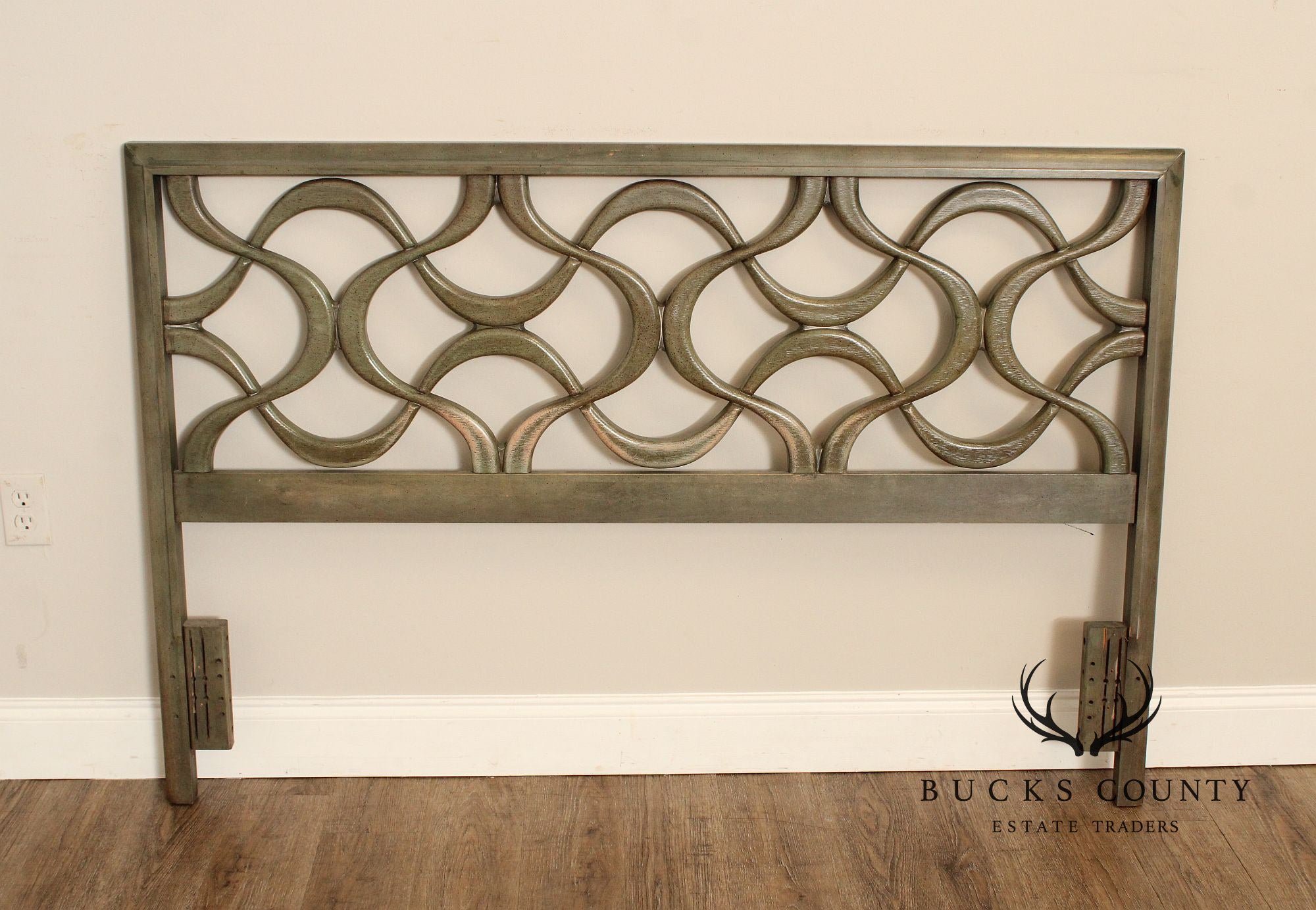 Stanley Furniture 'Theme II' Sculpted Queen Headboard