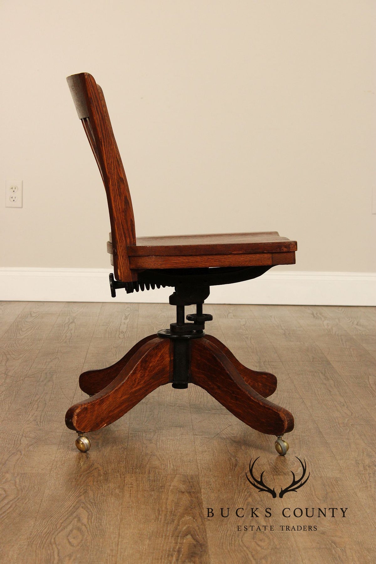 American Style Oak Swivel Banker Office Desk Chair