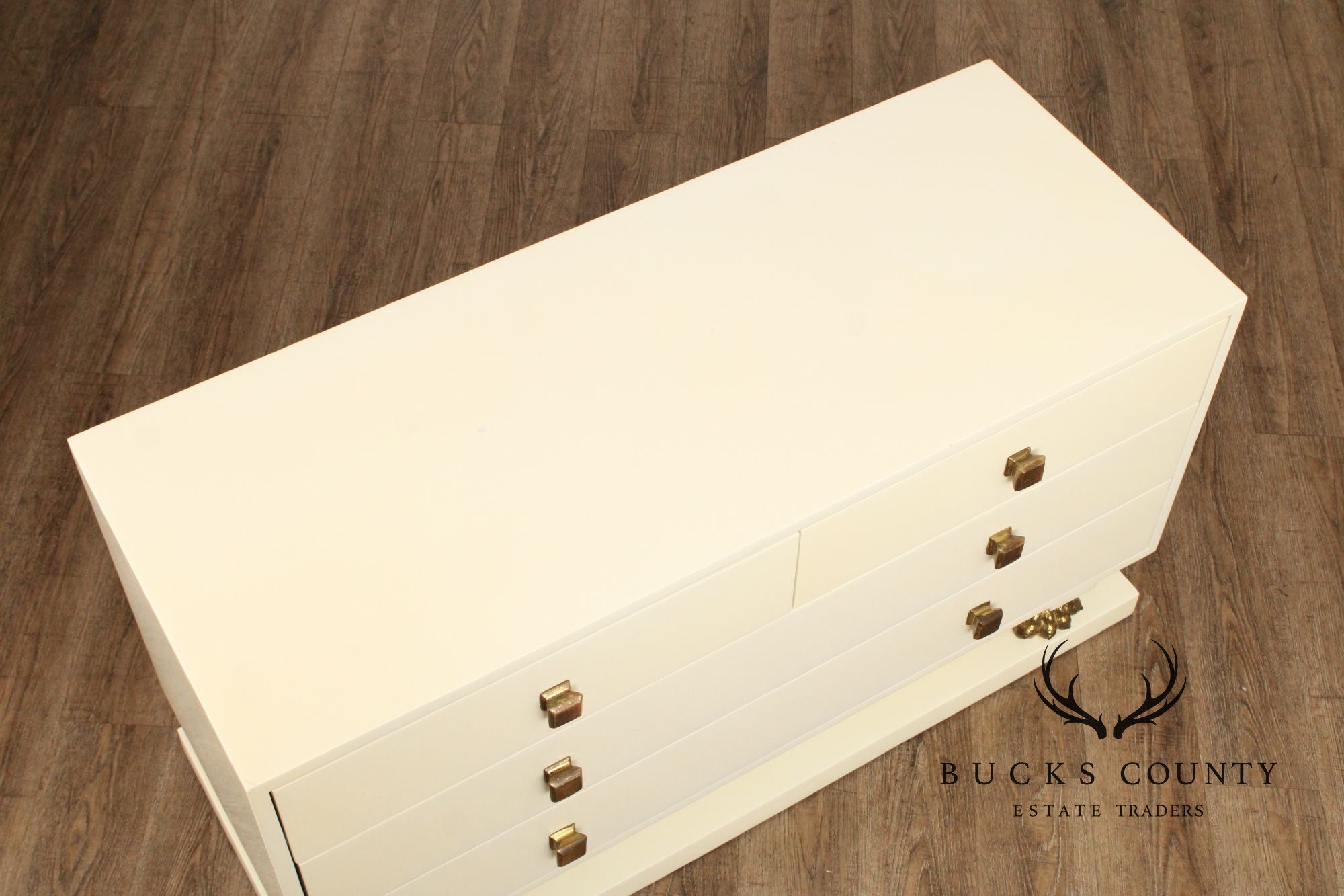 Enrique Garcel Modernist Lacquer Dresser