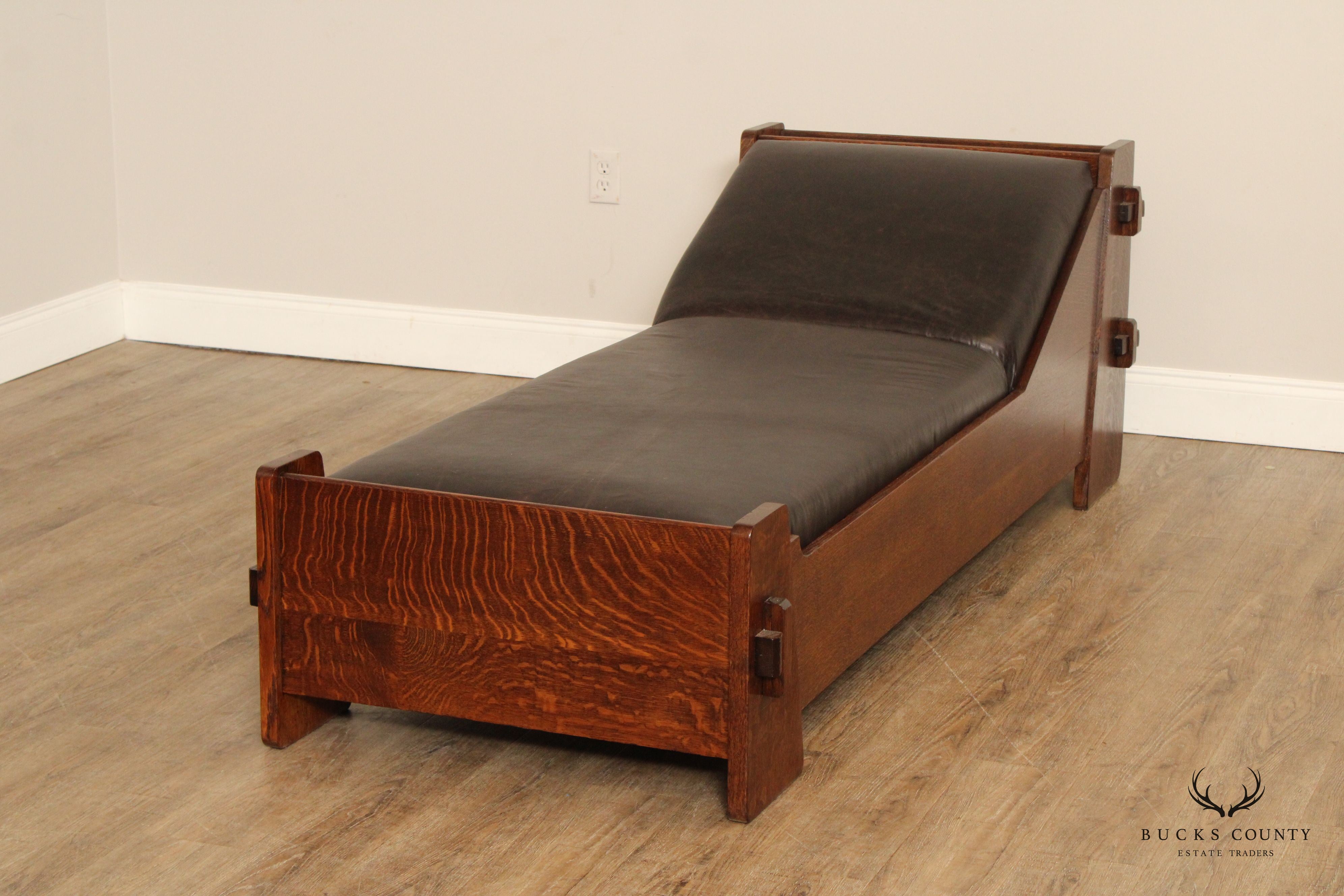 Antique Mission Oak And Leather Day Bed