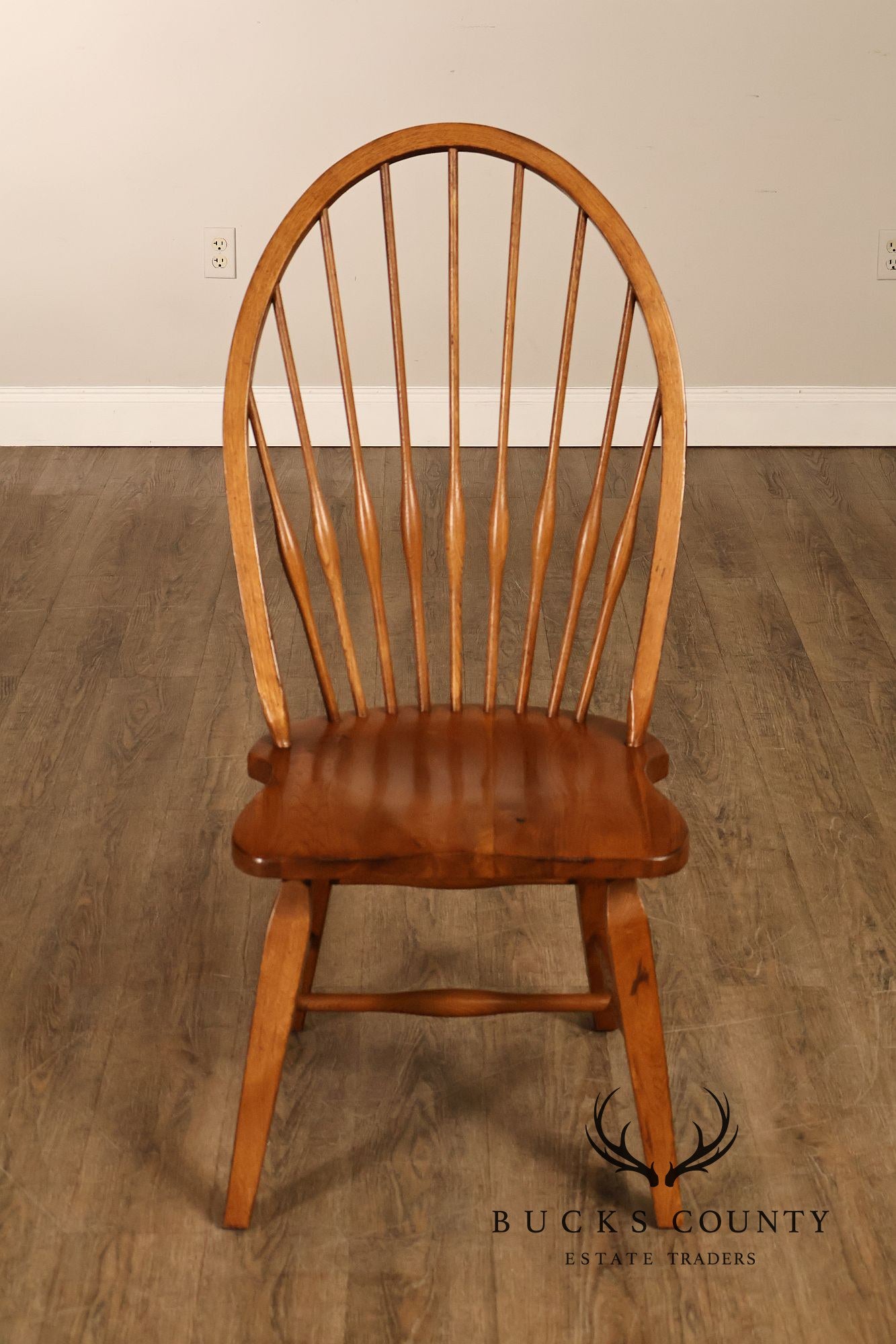 Broyhill Attic Heirlooms Set Of 6 Windsor Style Oak Hoop Back Dining Side Chairs