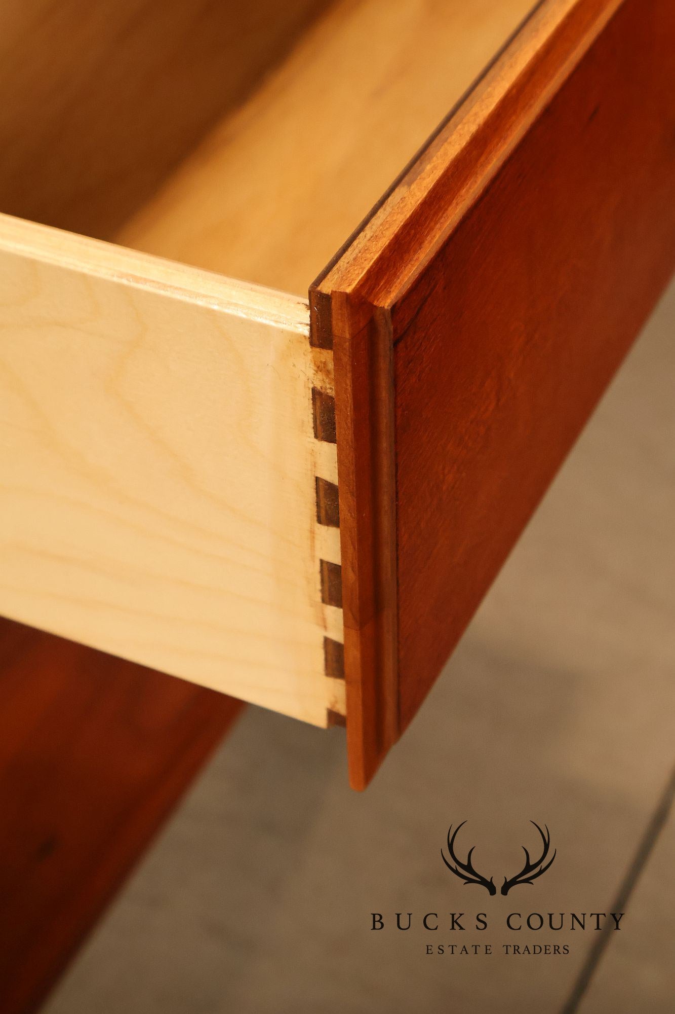 Thomasville 'Impressions' Mission Style Pair of Cherry Nightstands