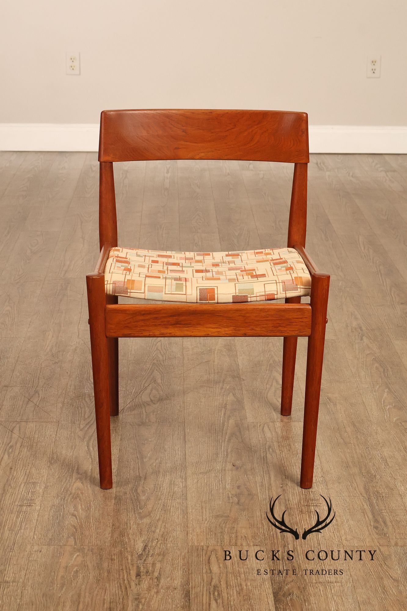 Danish Modern Set Of Eight Compatible Teak Dining Chairs