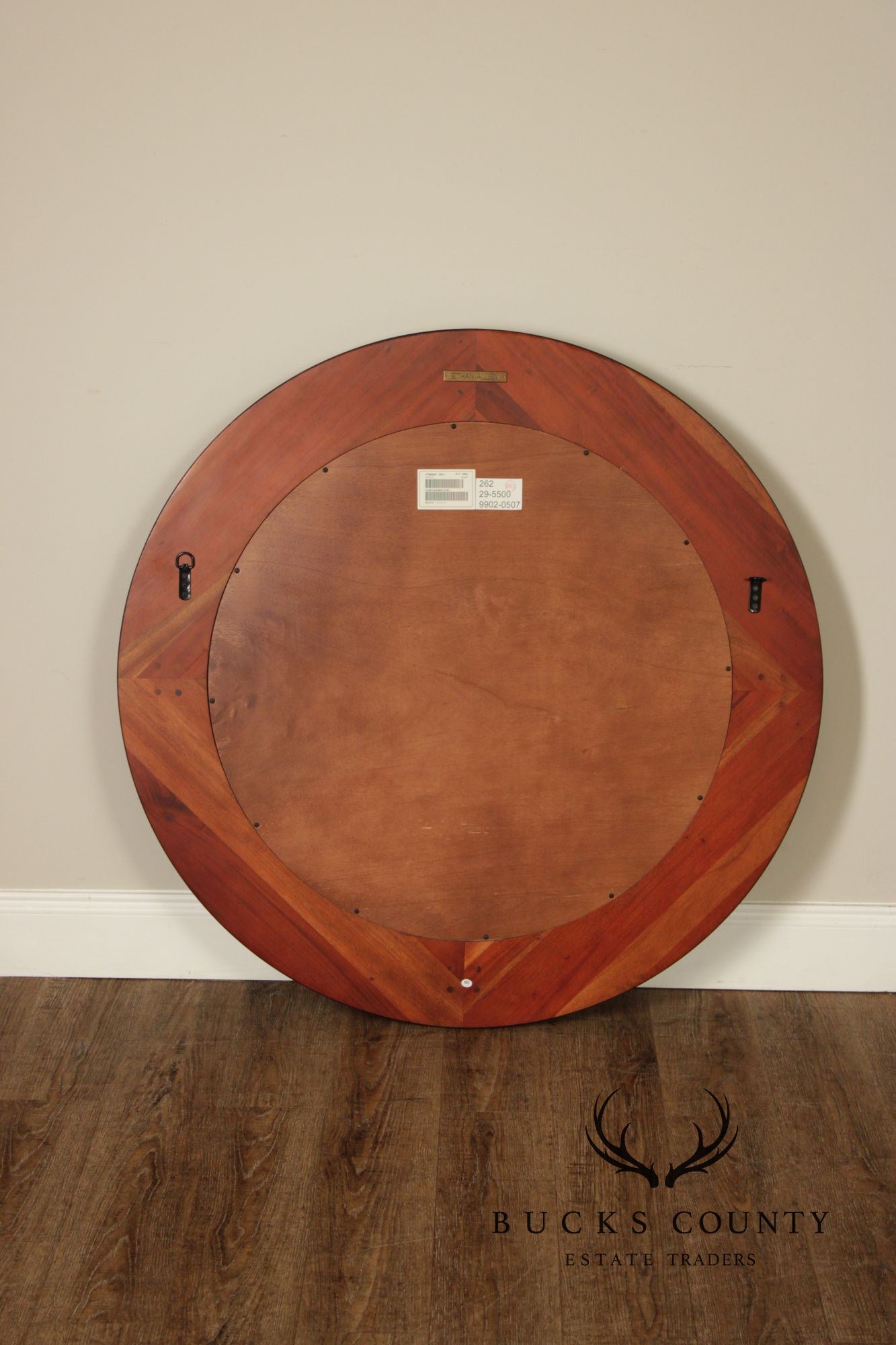 Ethan Allen British Classics Round Foliate Carved Frame Wall Mirror