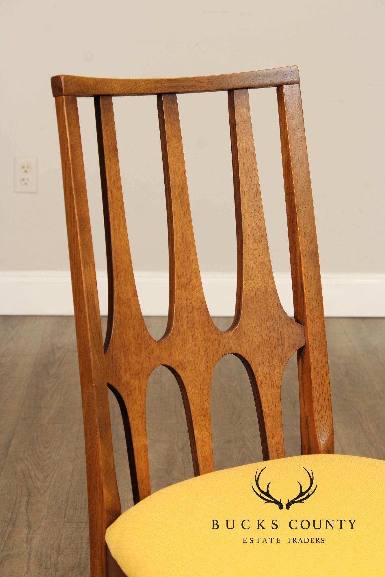 Broyhill Brasilia Mid Century Modern Set of Five Walnut Dining Chairs