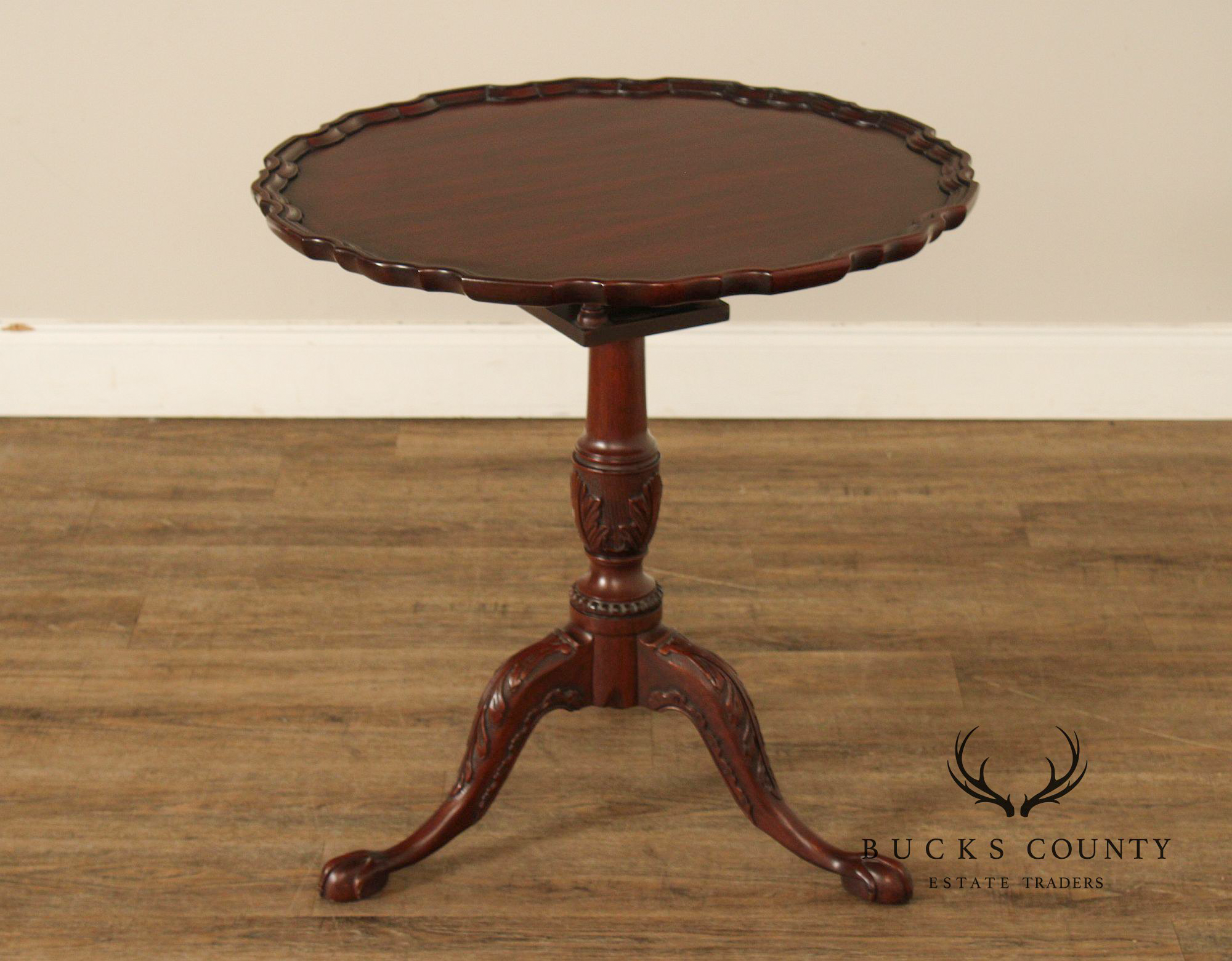 Henkel Harris Chippendale Style Mahogany Tilt Top Tea Table