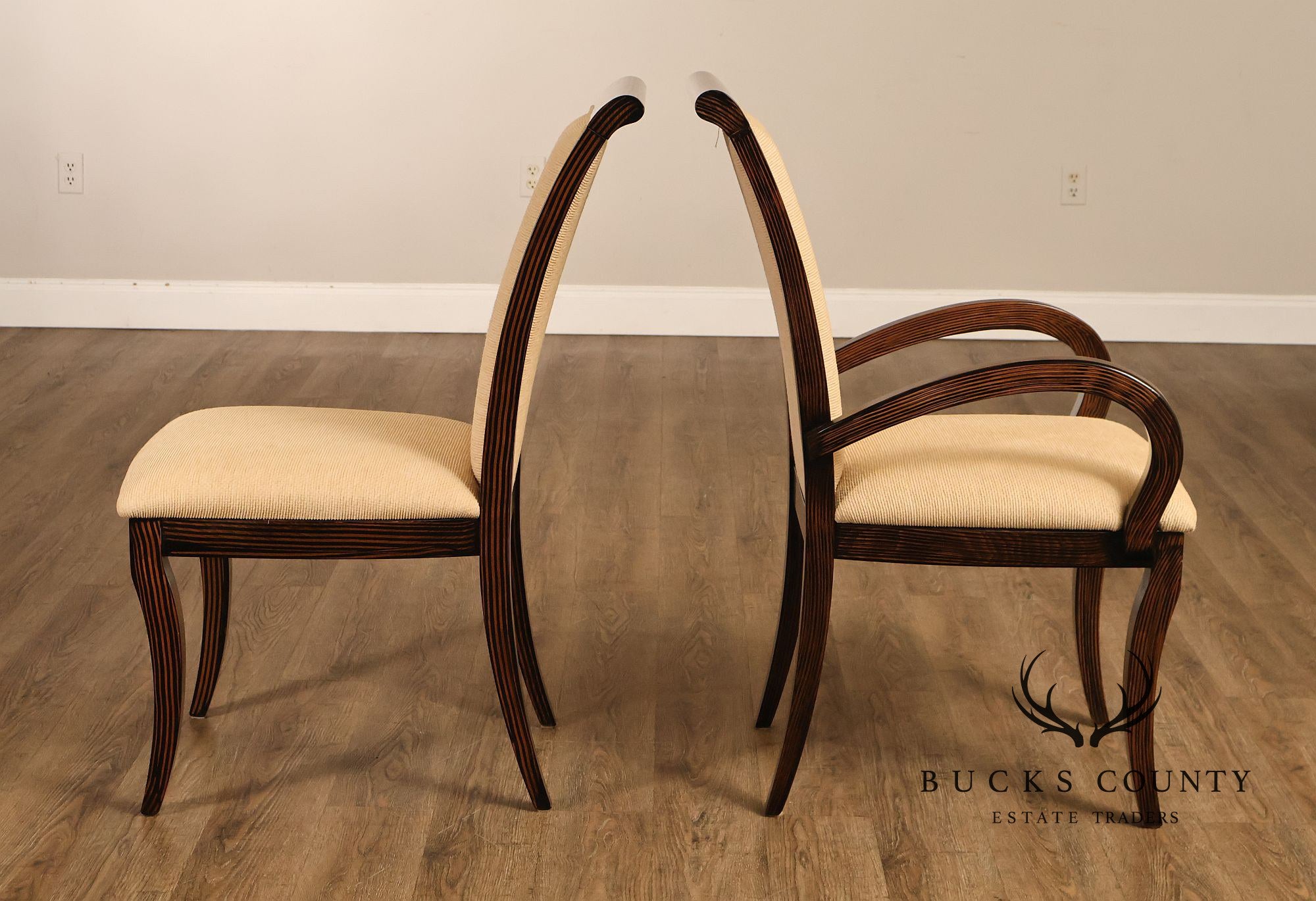 Giorgio Collection Natural Wood Pedestal Dinning Table and 8 Chairs