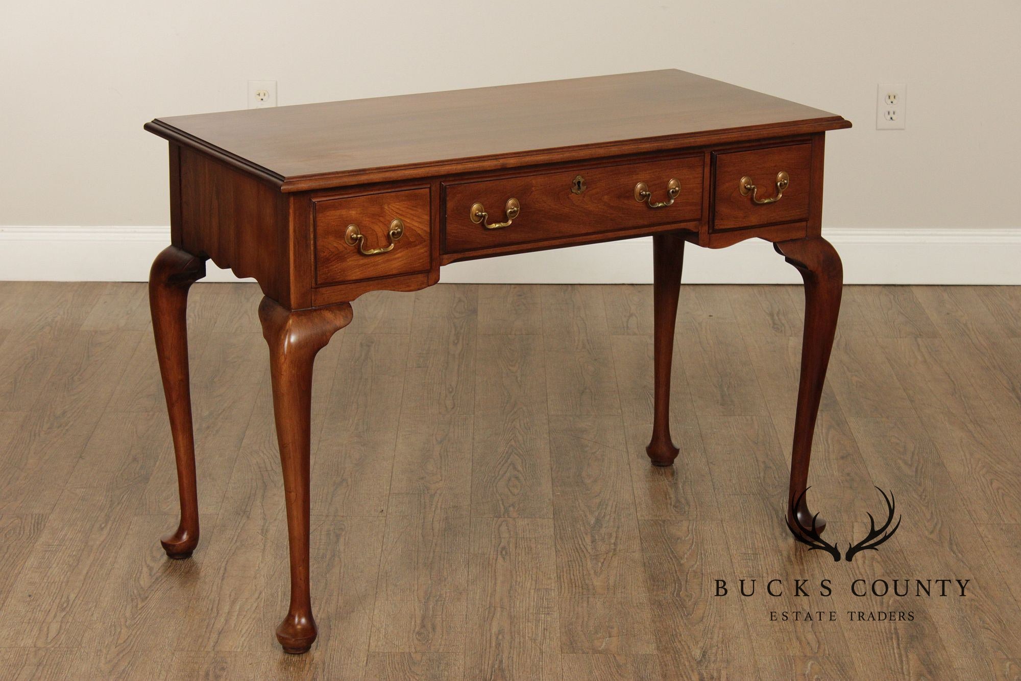 Henkel Harris Queen Anne Style Cherry Writing Desk