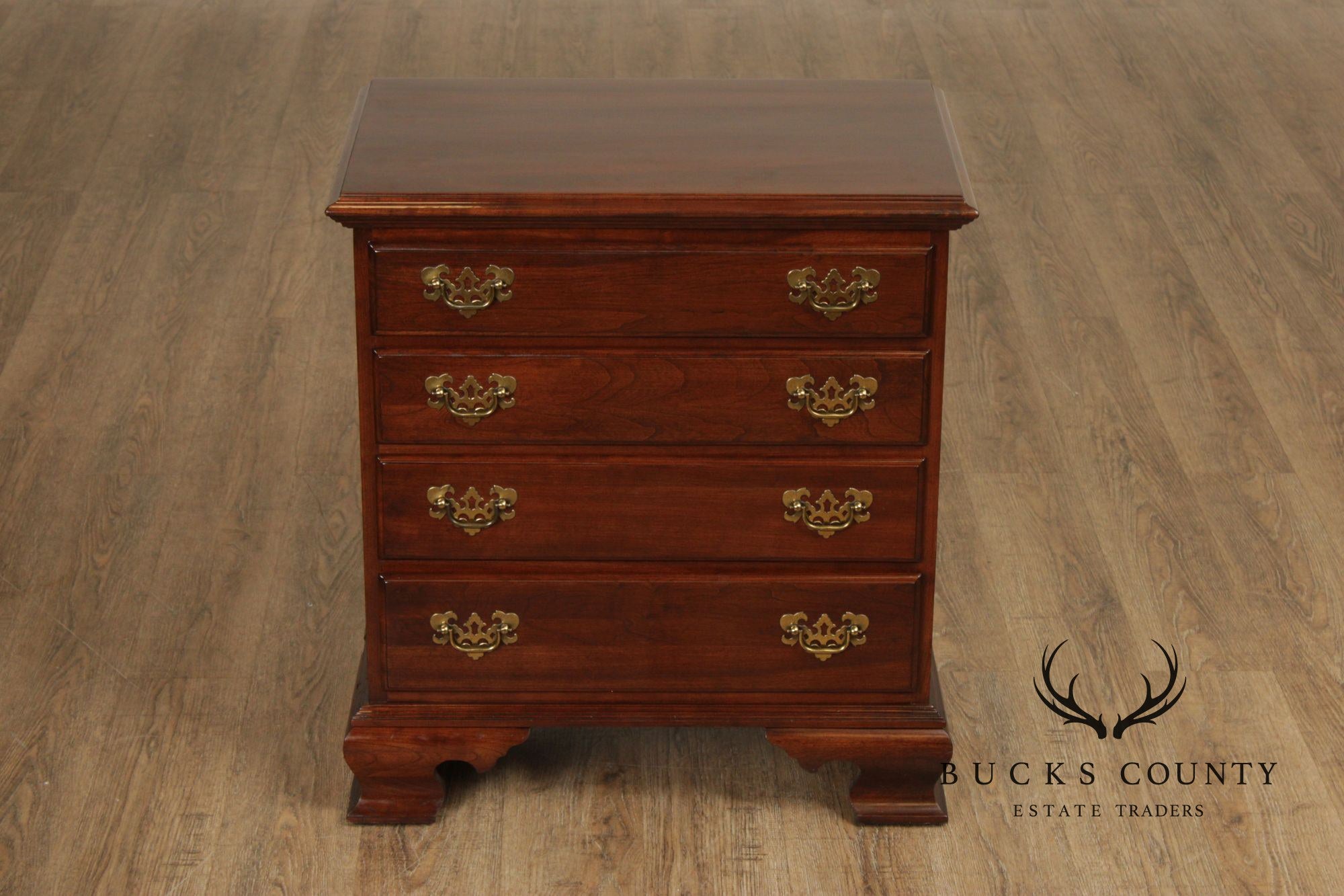 Ethan Allen 'Georgian Court' Pair of Cherry Nightstand Chests