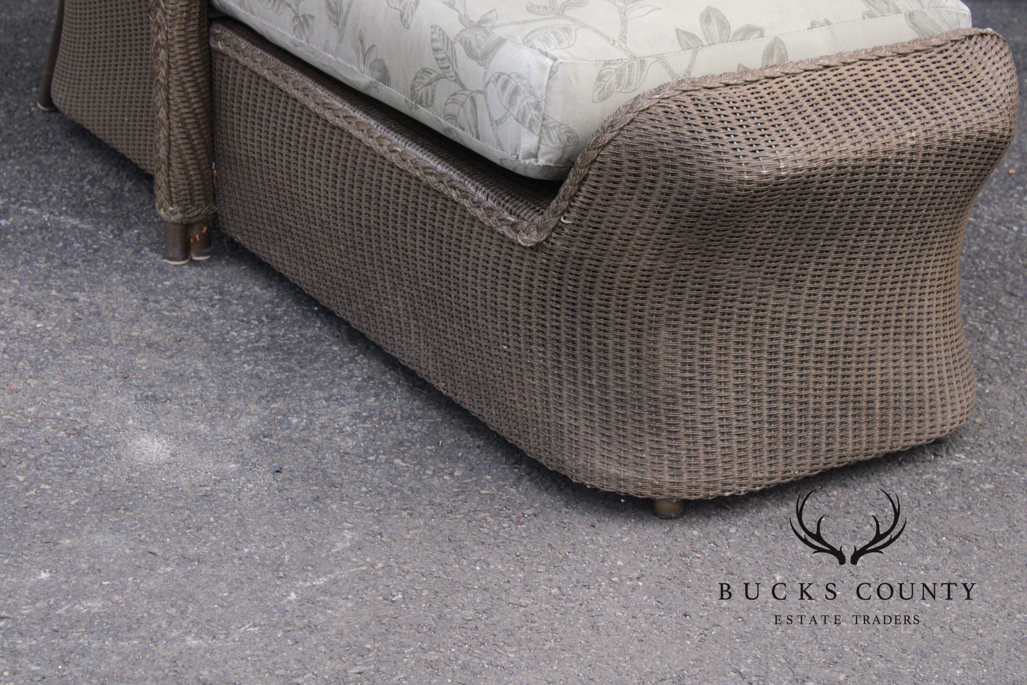 Lloyd Loom Wicker Outdoor Chaise Lounge