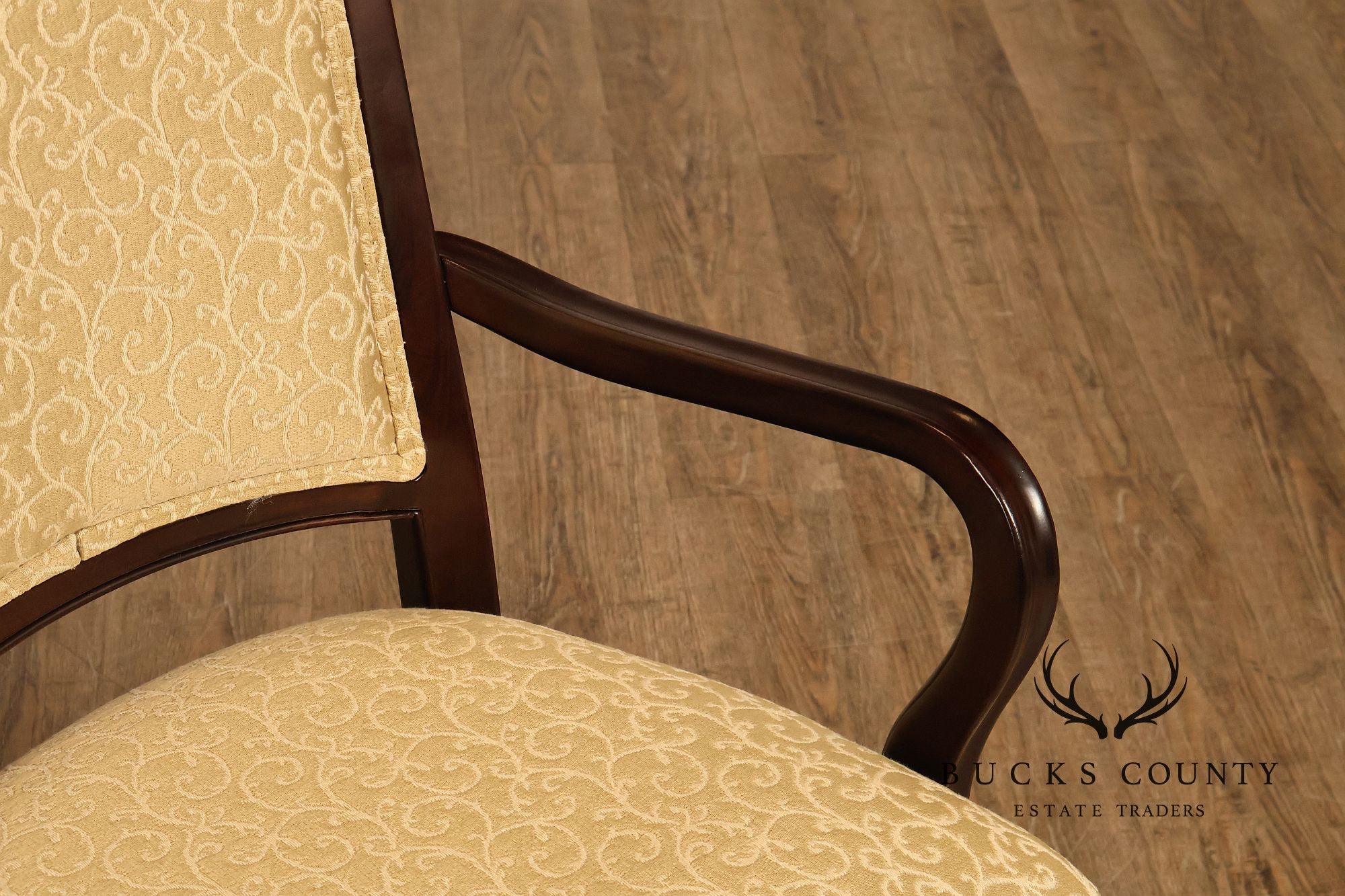 Thomasville Transitional Set of Eight Mahogany Dining Chairs