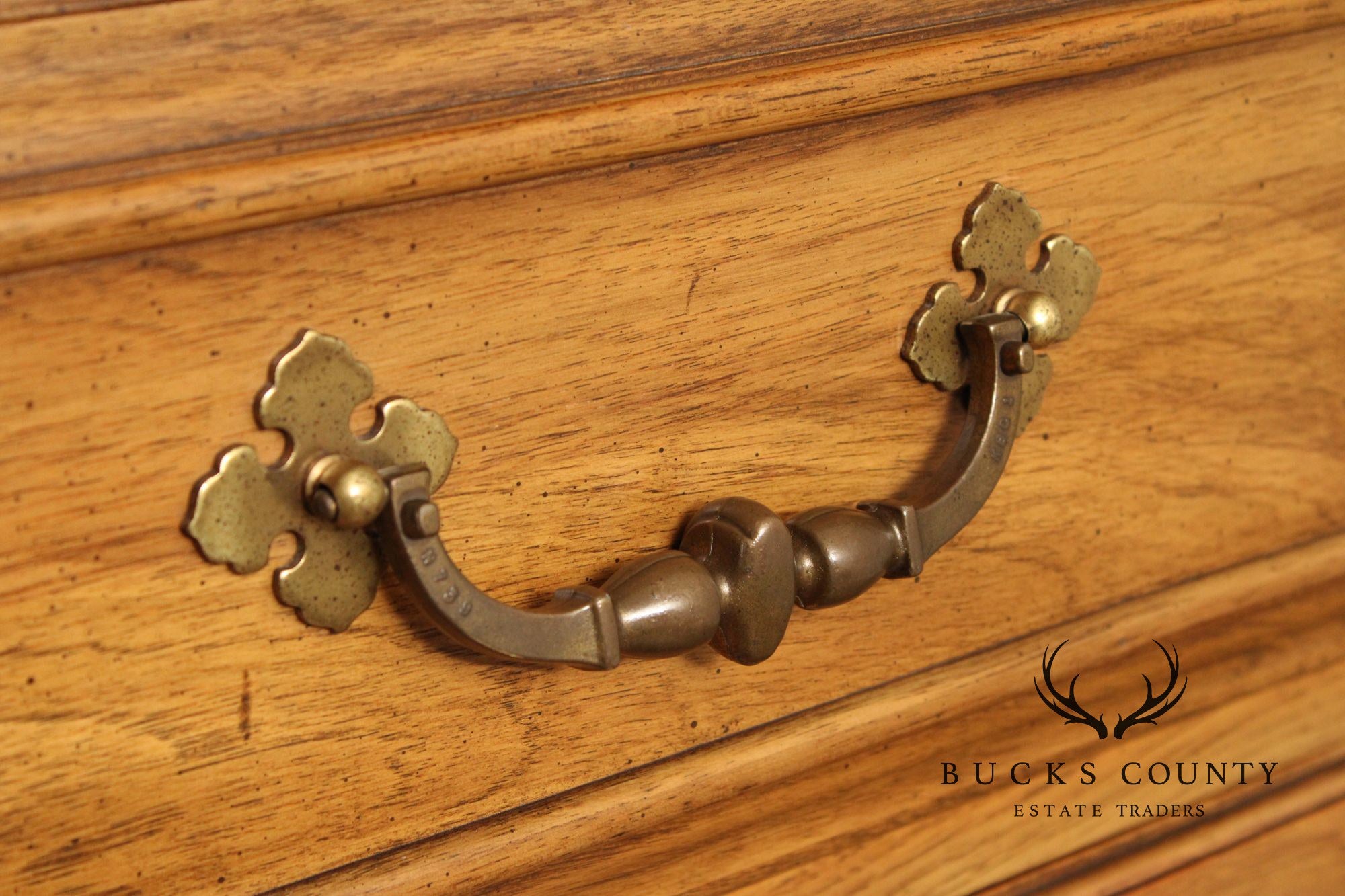 Thomasville Vintage Mediterranean Style Gentlemans Tall Chest