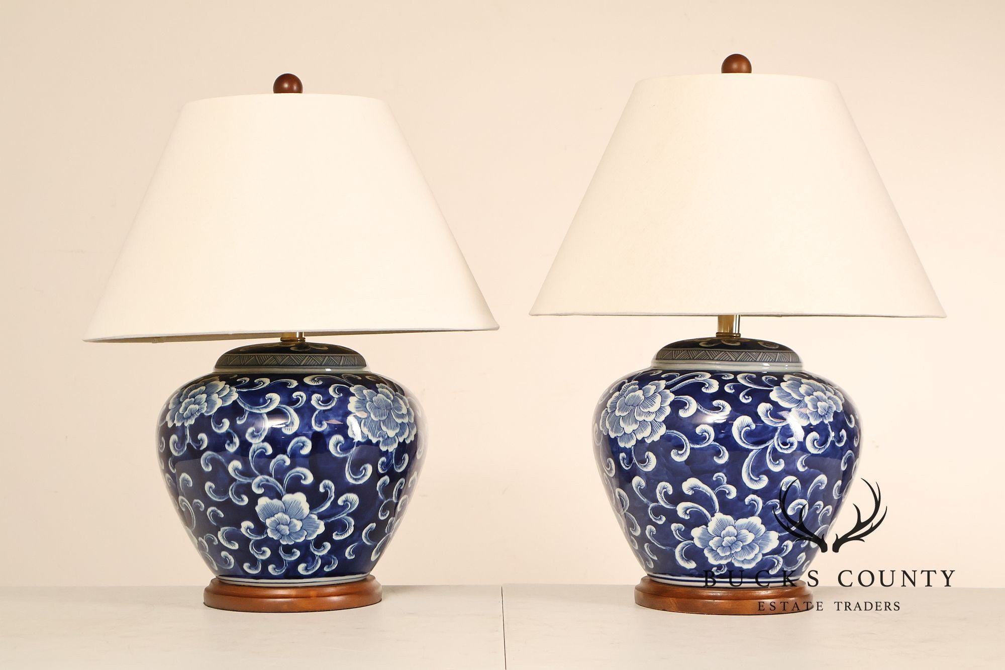 Ralph Lauren Asian Style Pair of Blue And White Ginger Jar Table Lamps