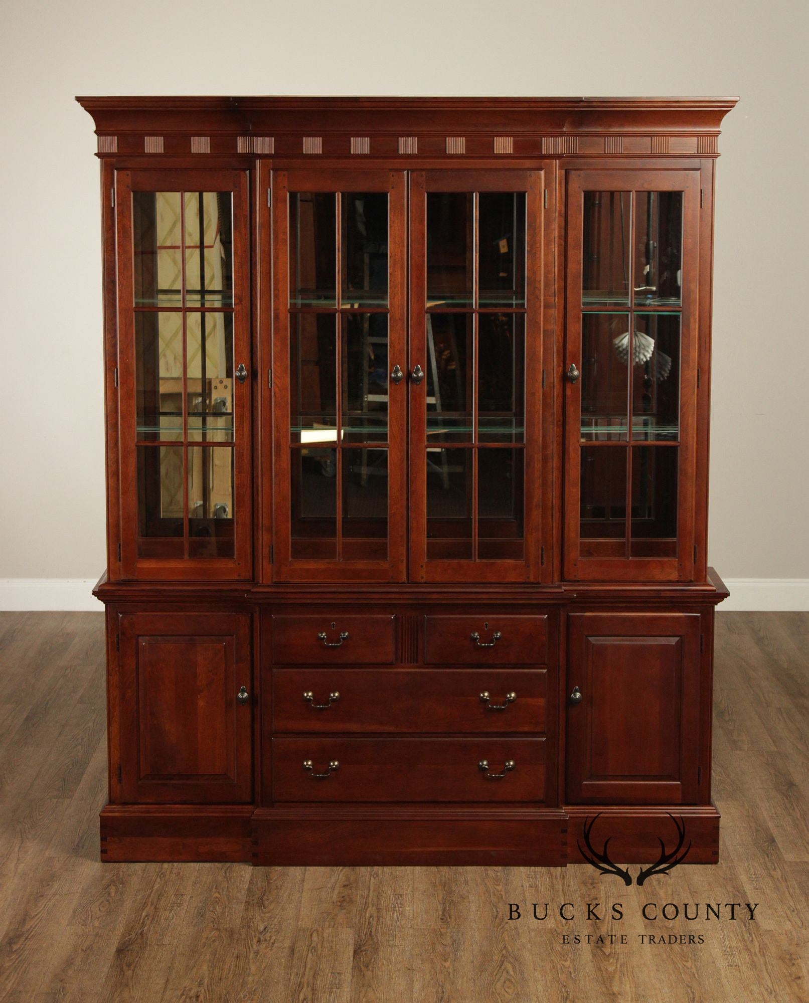 Pennsylvania House Cherry Colonial Style Lighted China Cabinet Hutch