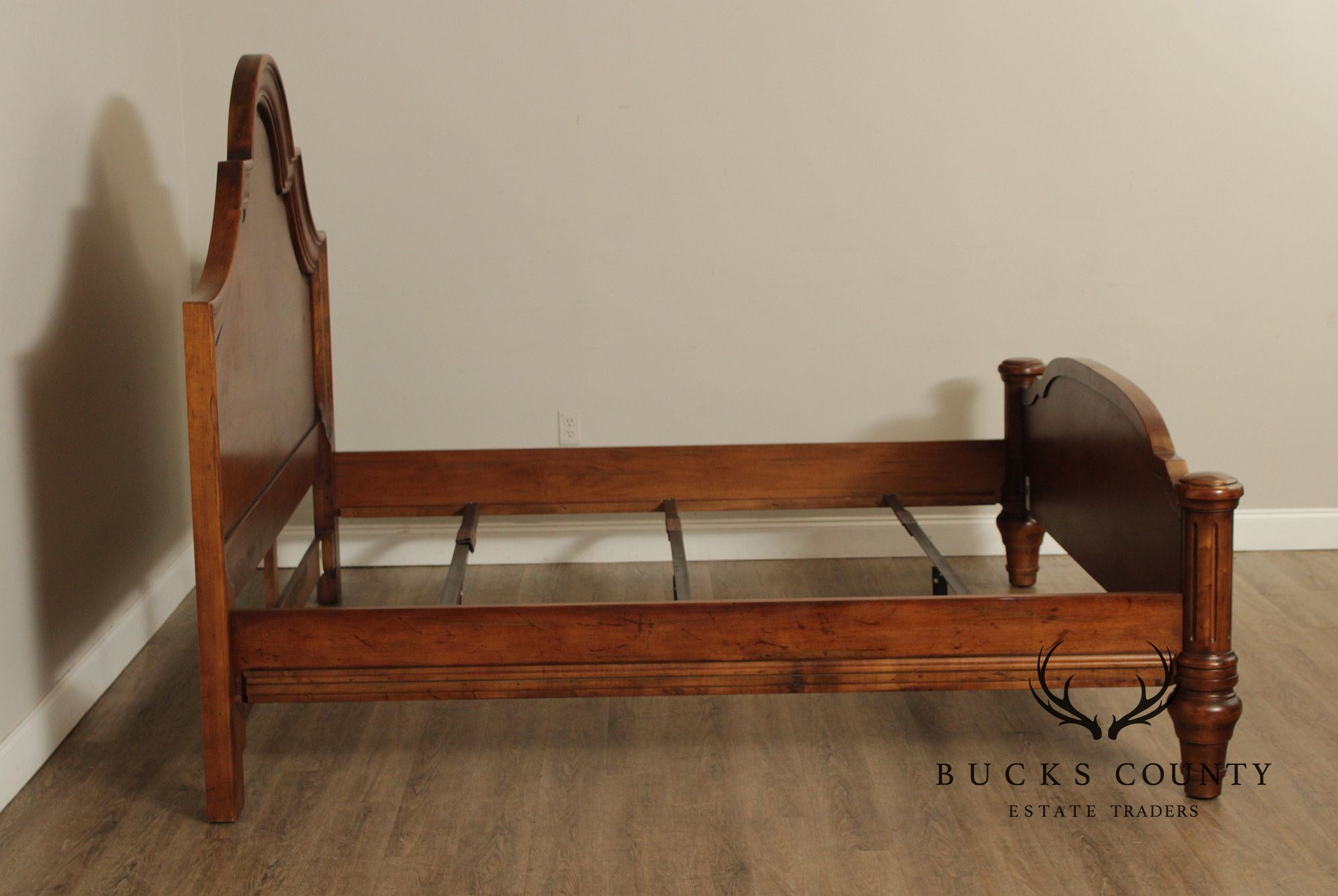 Century Furniture Traditional Cherry Messina King Size Bed
