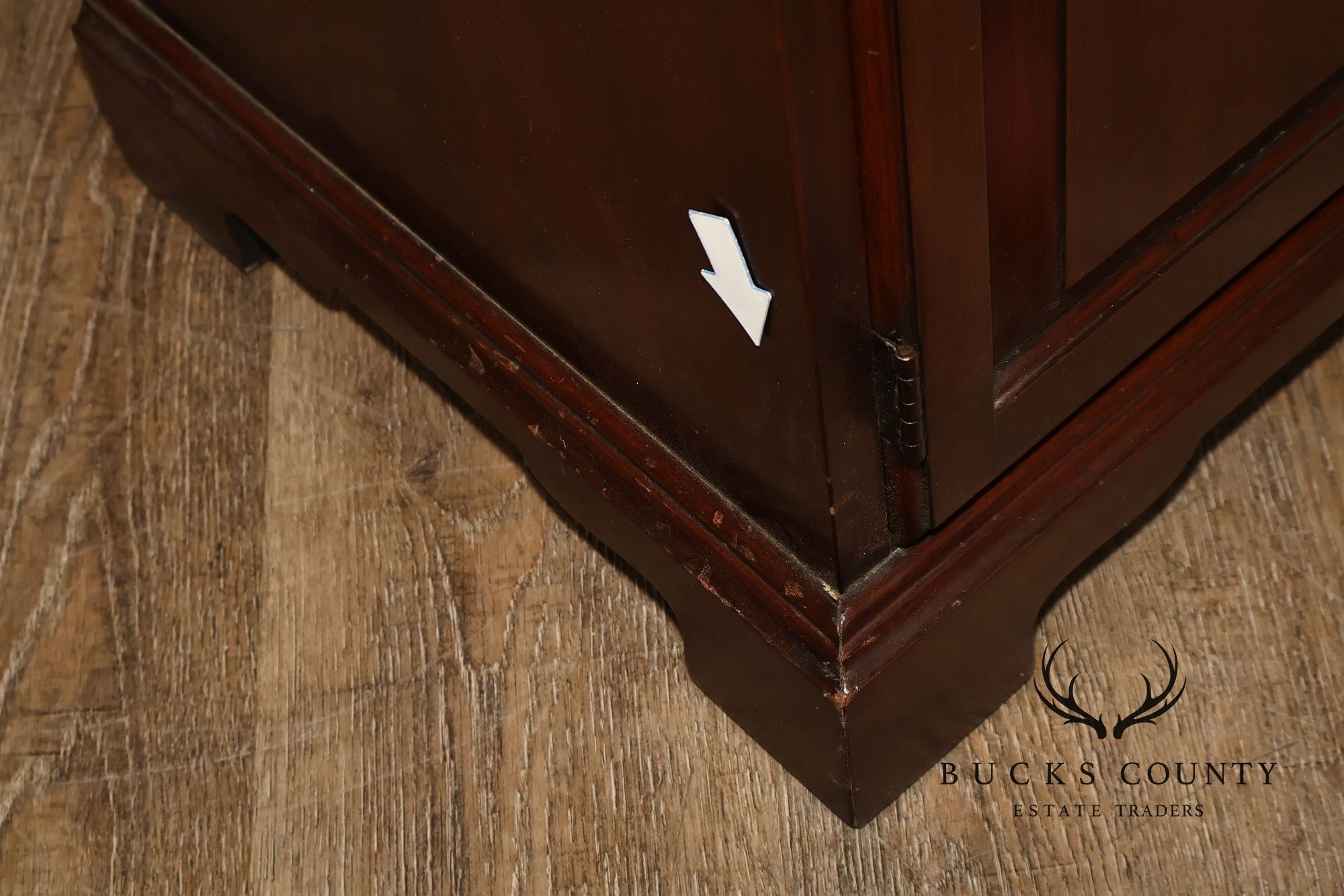 Henkel Harris Mahogany Pair of Nightstands