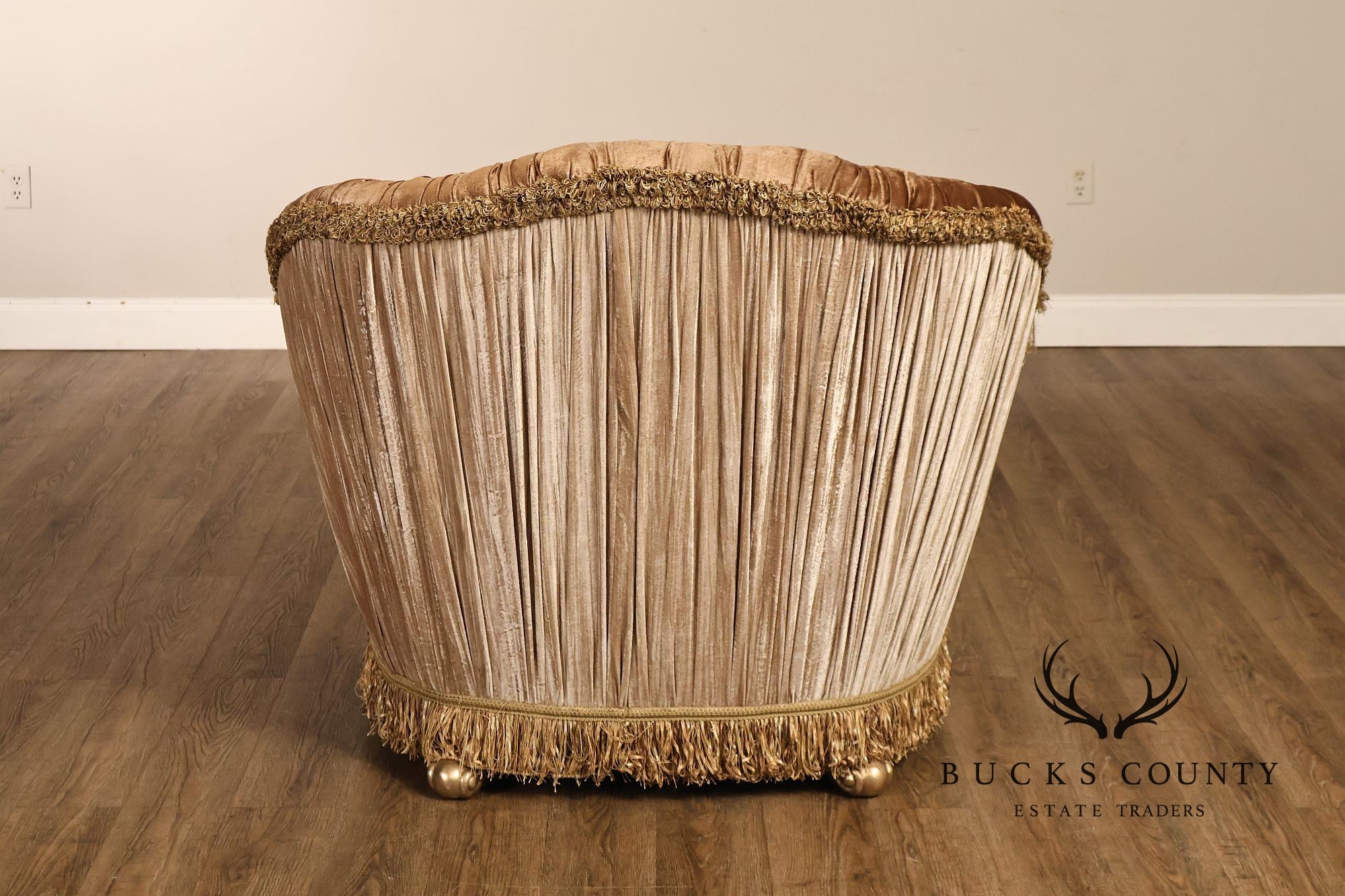 Italian Renaissance Style Upholstered Club Chair