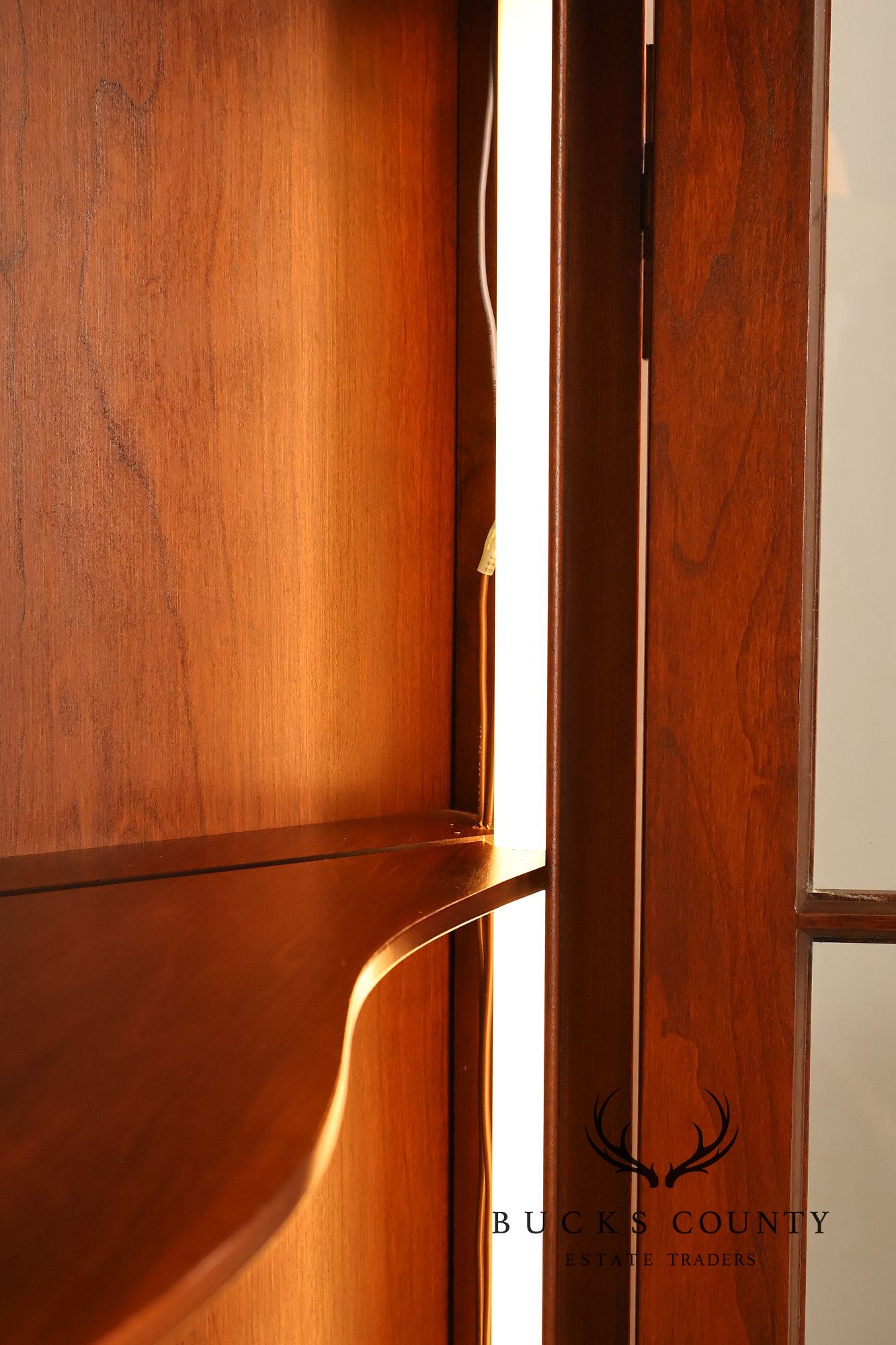 Henkel Harris Cherry Nine Pane Chippendale Style Corner Cabinet