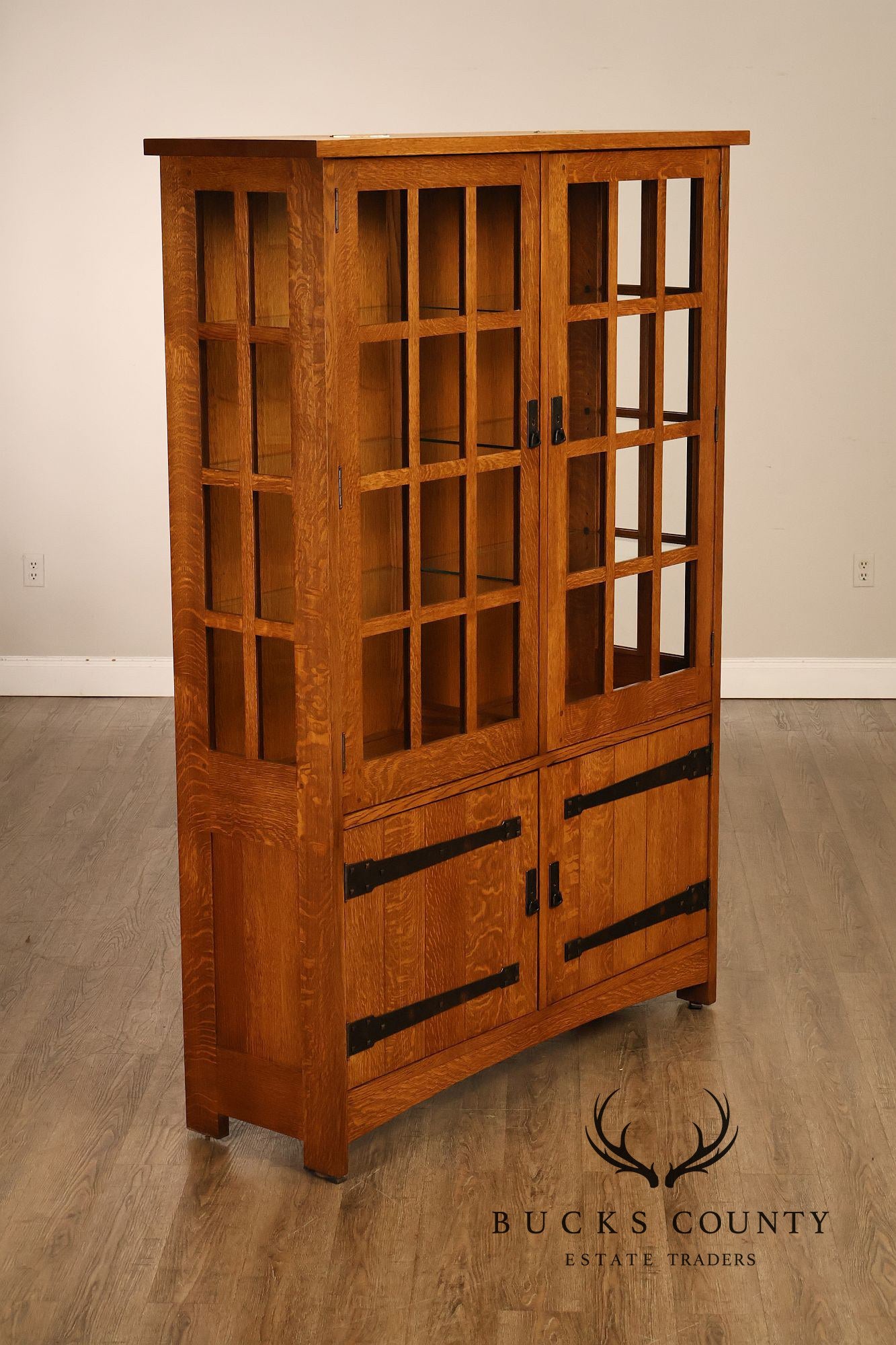 Stickley Mission Collection Oak China Cabinet With Strap Hardware