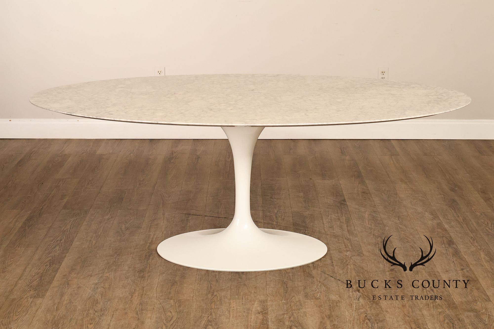 Knoll Saarinen Oval Marble Dining Table