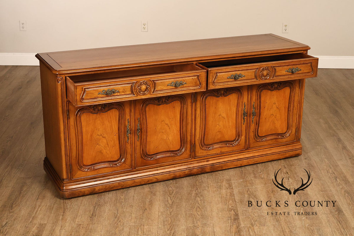 Henredon French Louis XV Style Walnut Buffet Sideboard