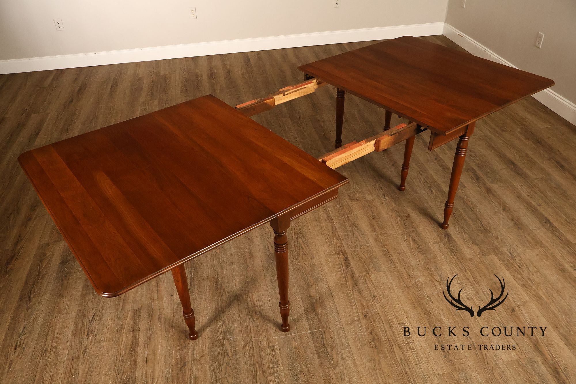 Pennsylvania House Cherry Drop Leaf Dining Table With Leaves