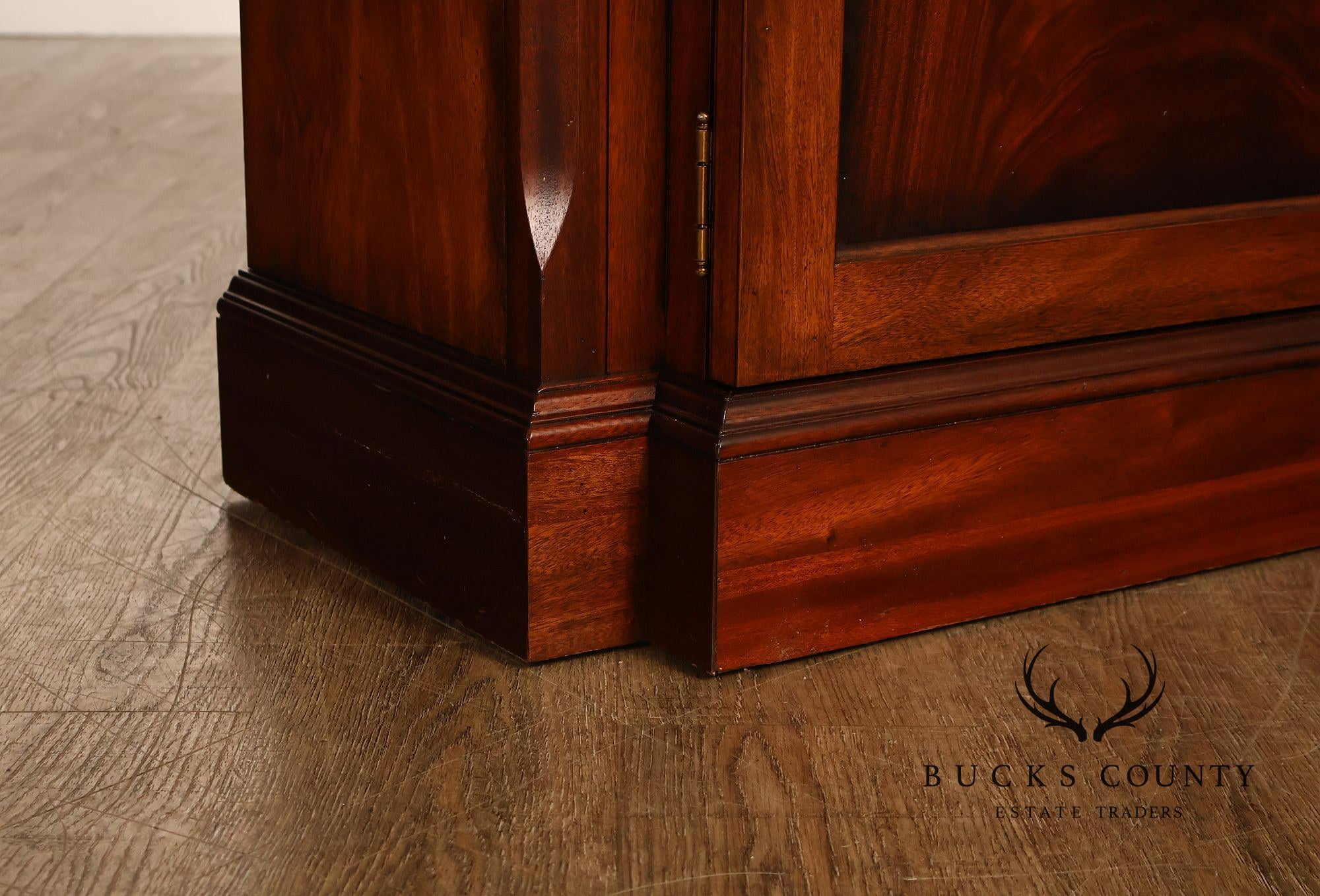 Ethan Allen Newport Collection Mahogany China Cabinet