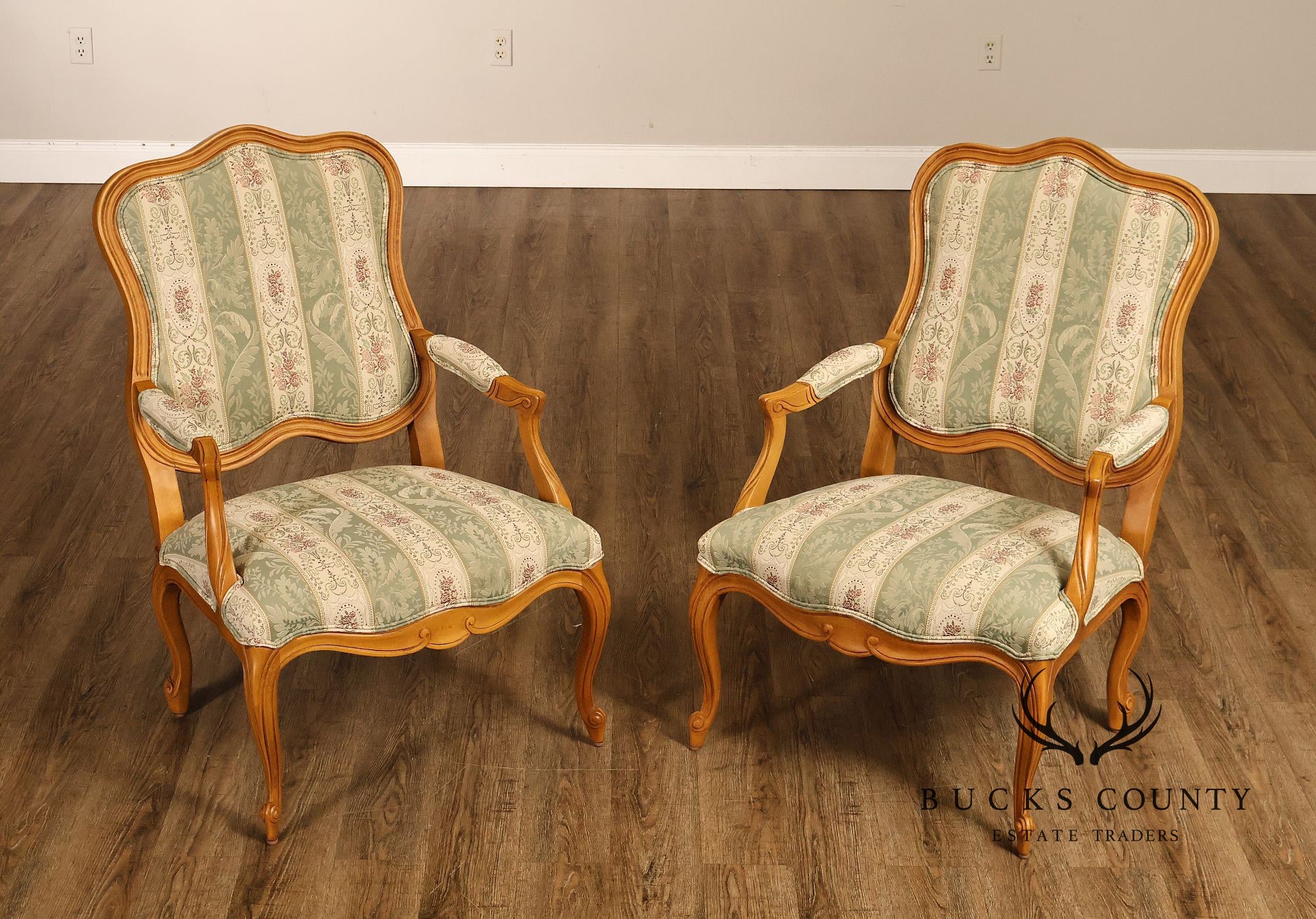 Ethan Allen French Louis XV Style Pair Of Upholstered Armchairs