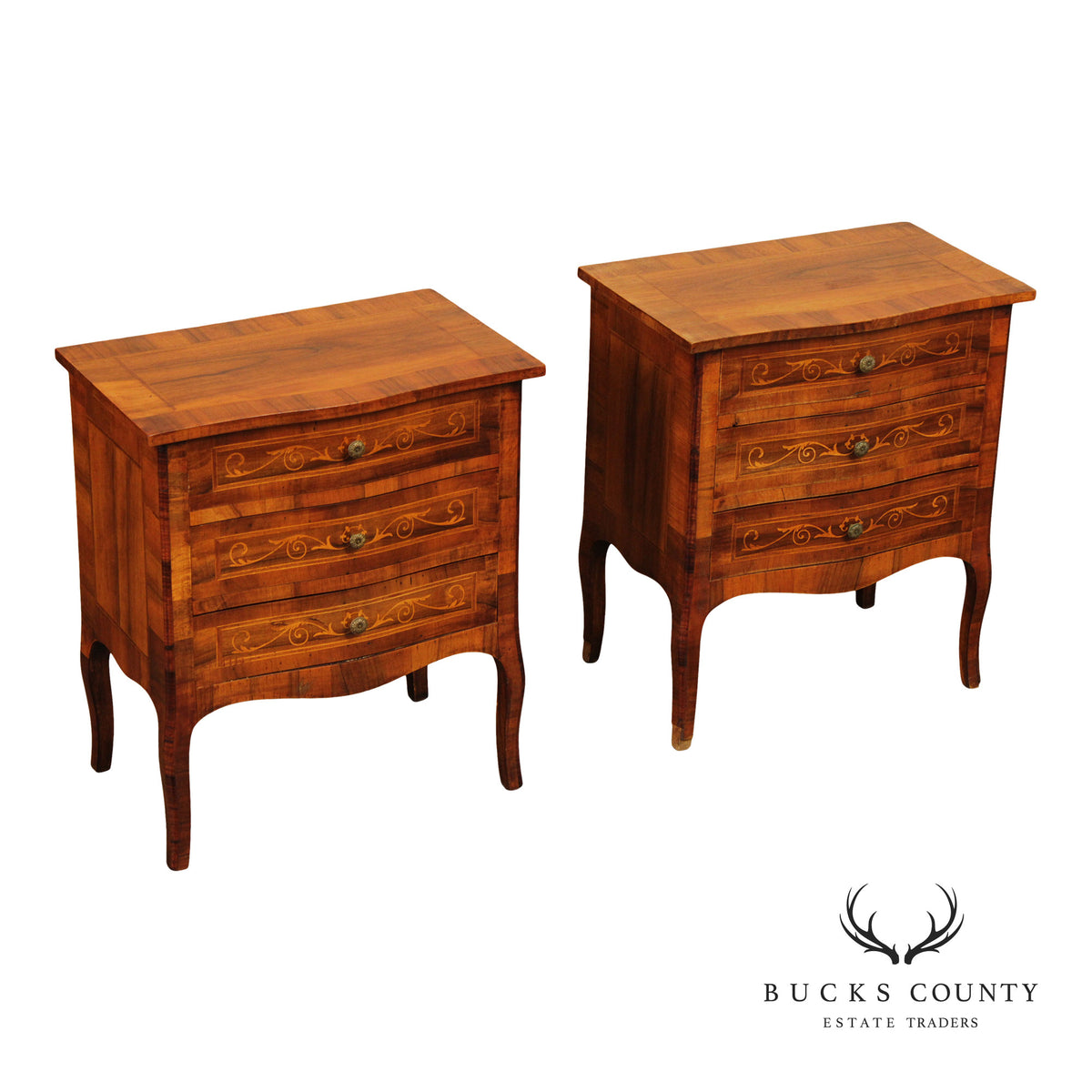 Antique Italian Inlaid Walnut Pair Of Bombe Commodes Or Nightstands