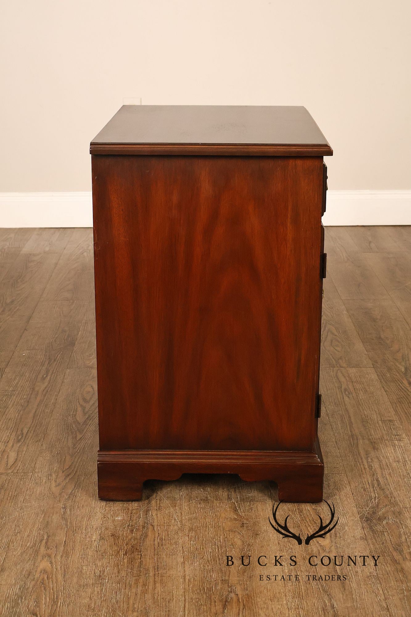 Henkel Harris Mahogany Pair of Nightstands