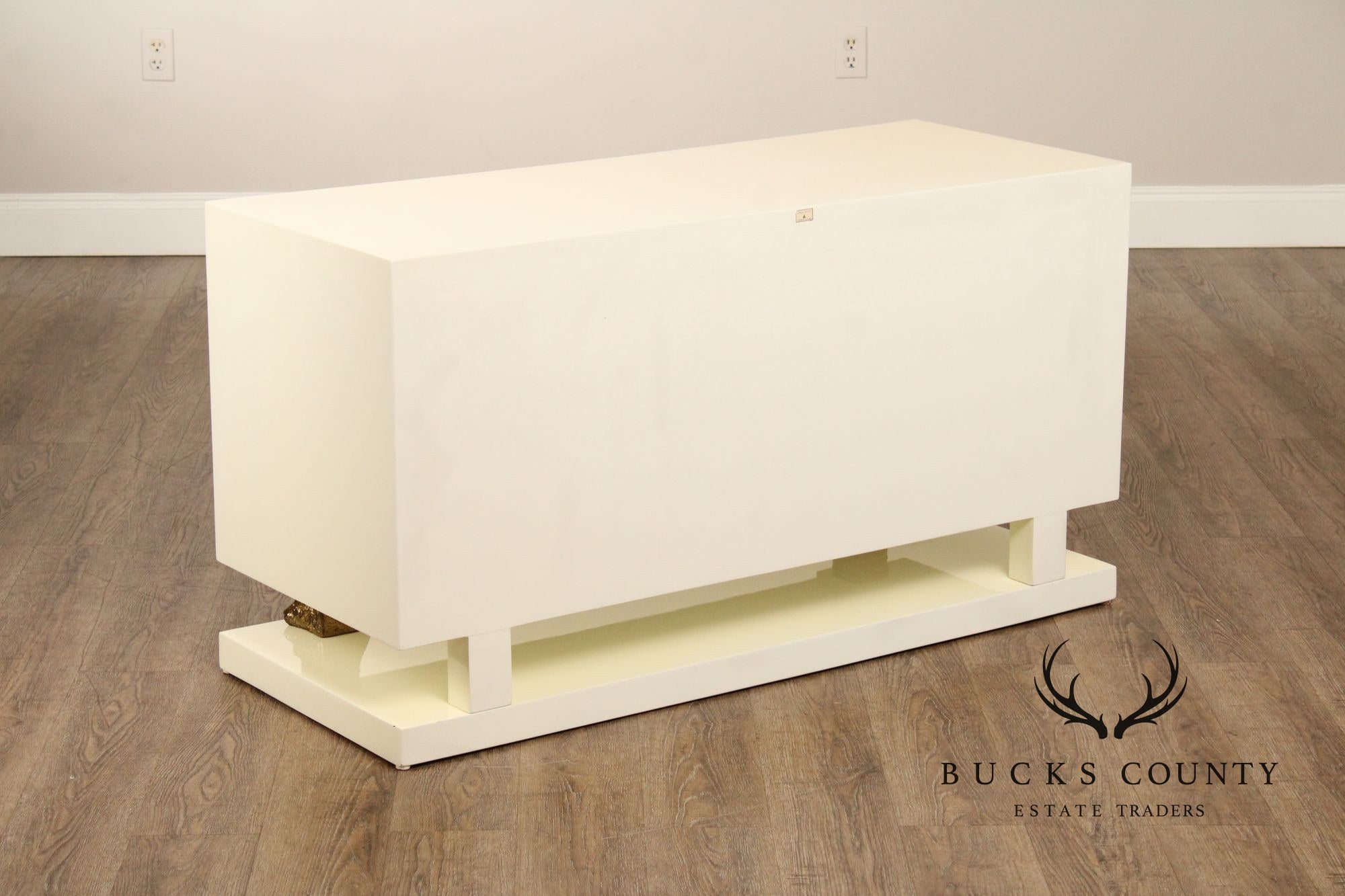 Enrique Garcel Modernist Lacquer Dresser