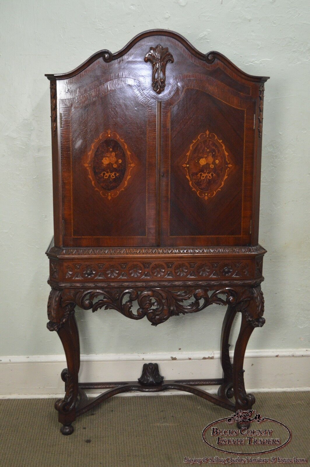 1930s Marquetry Inlaid Georgian Style Carved 2 Door Cabinet