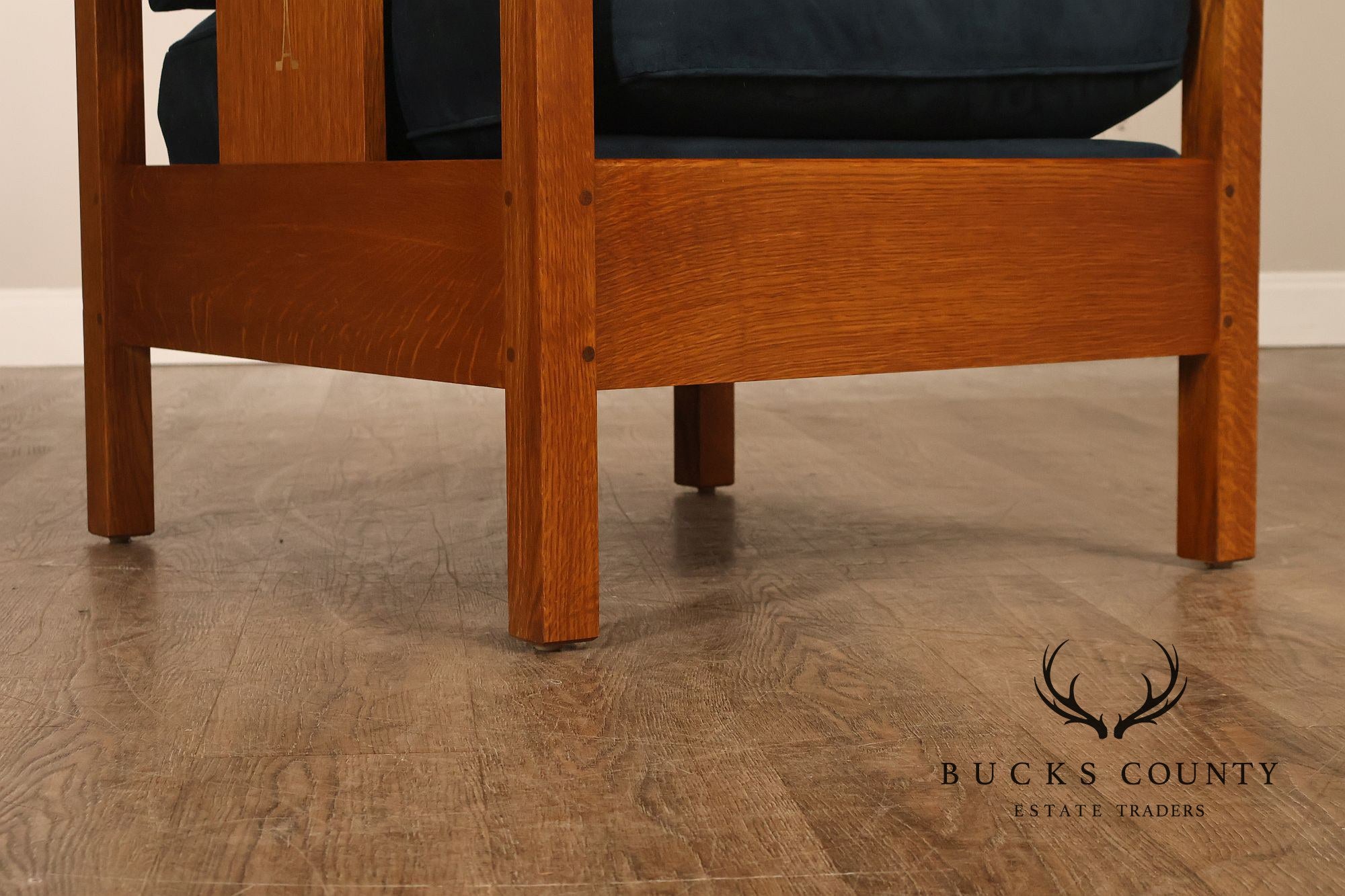 Stickley Mission Harvey Ellis Pair Of Inlaid Cube Chairs