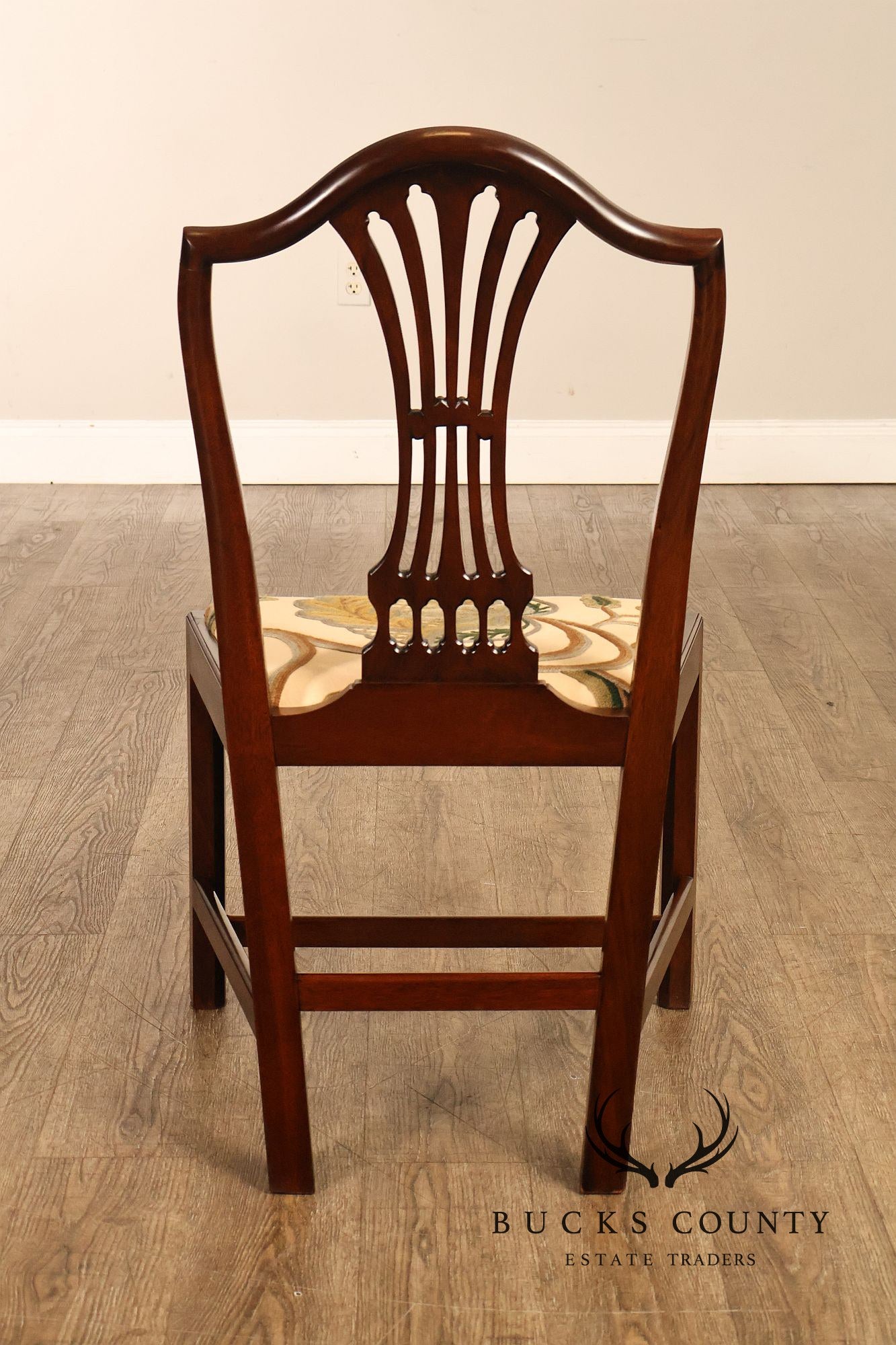 Chippendale Style Set of Eight Crewel Upholstered Mahogany Dining Chairs