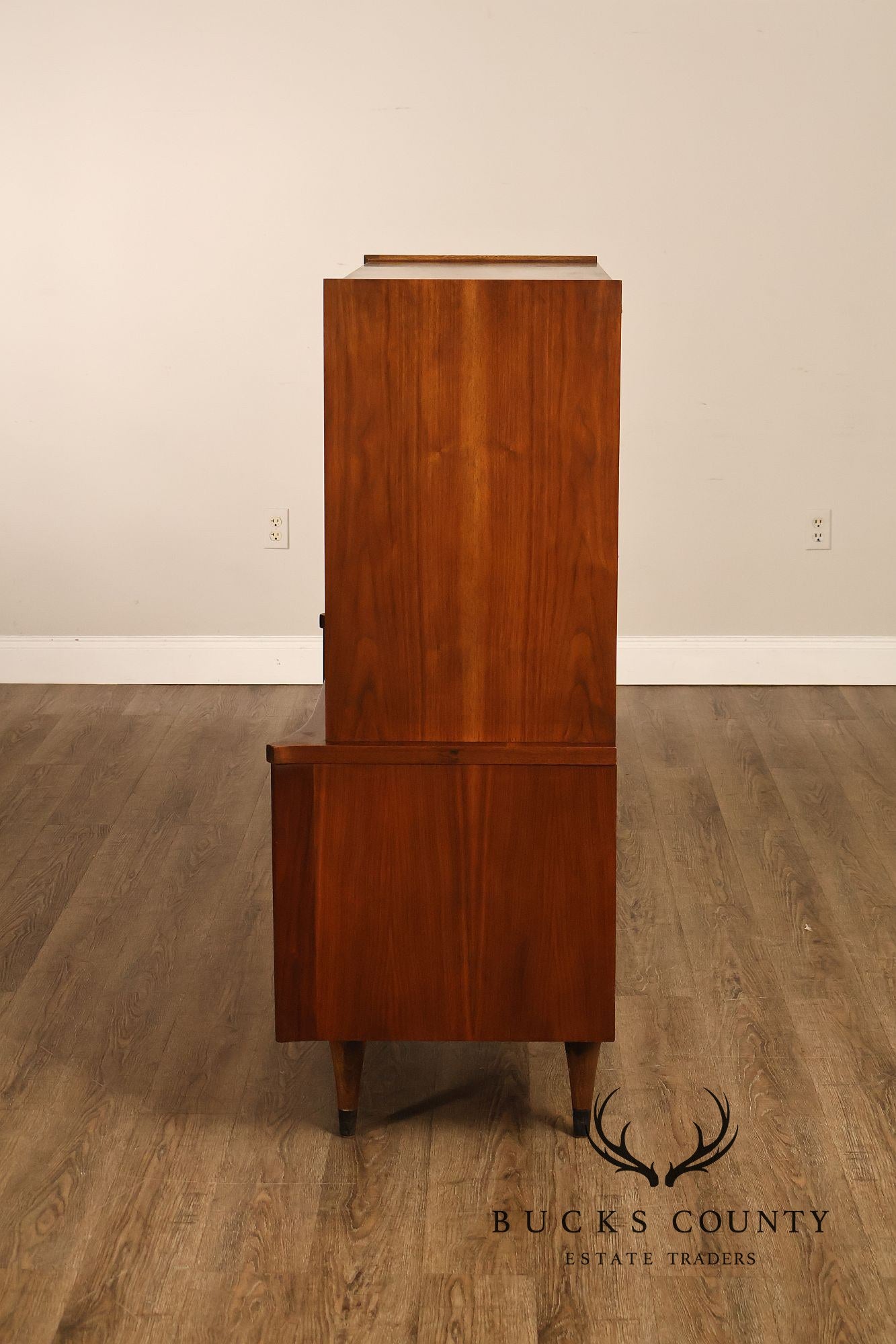 American Of Martinsville Mid-Century Modern Walnut Gentleman's Chest