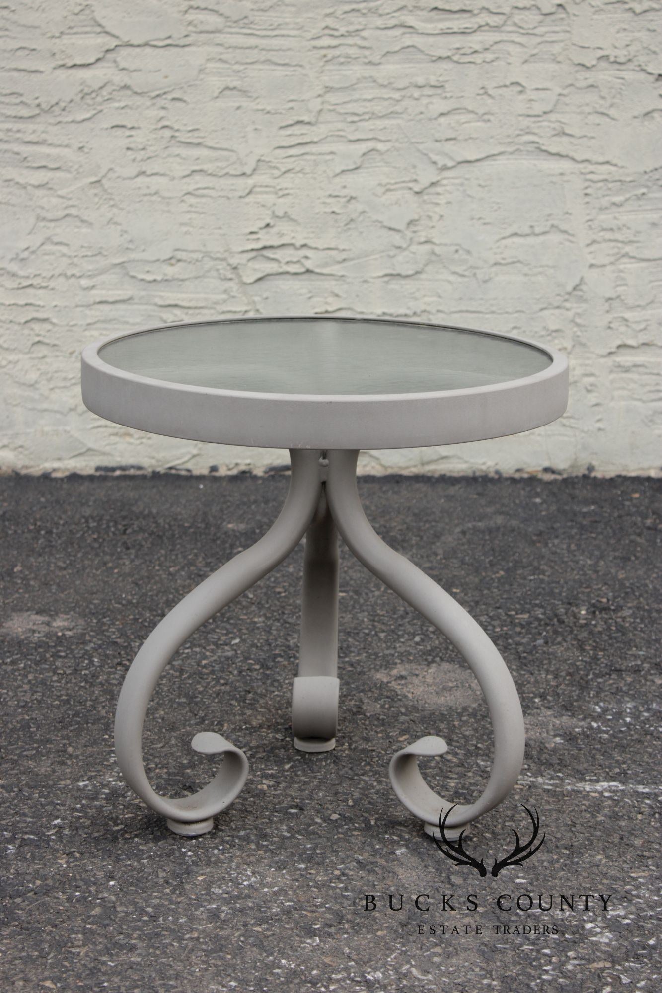 Woodard 'Ramsgate' Glass Top Aluminum Outdoor Round Patio Side Table