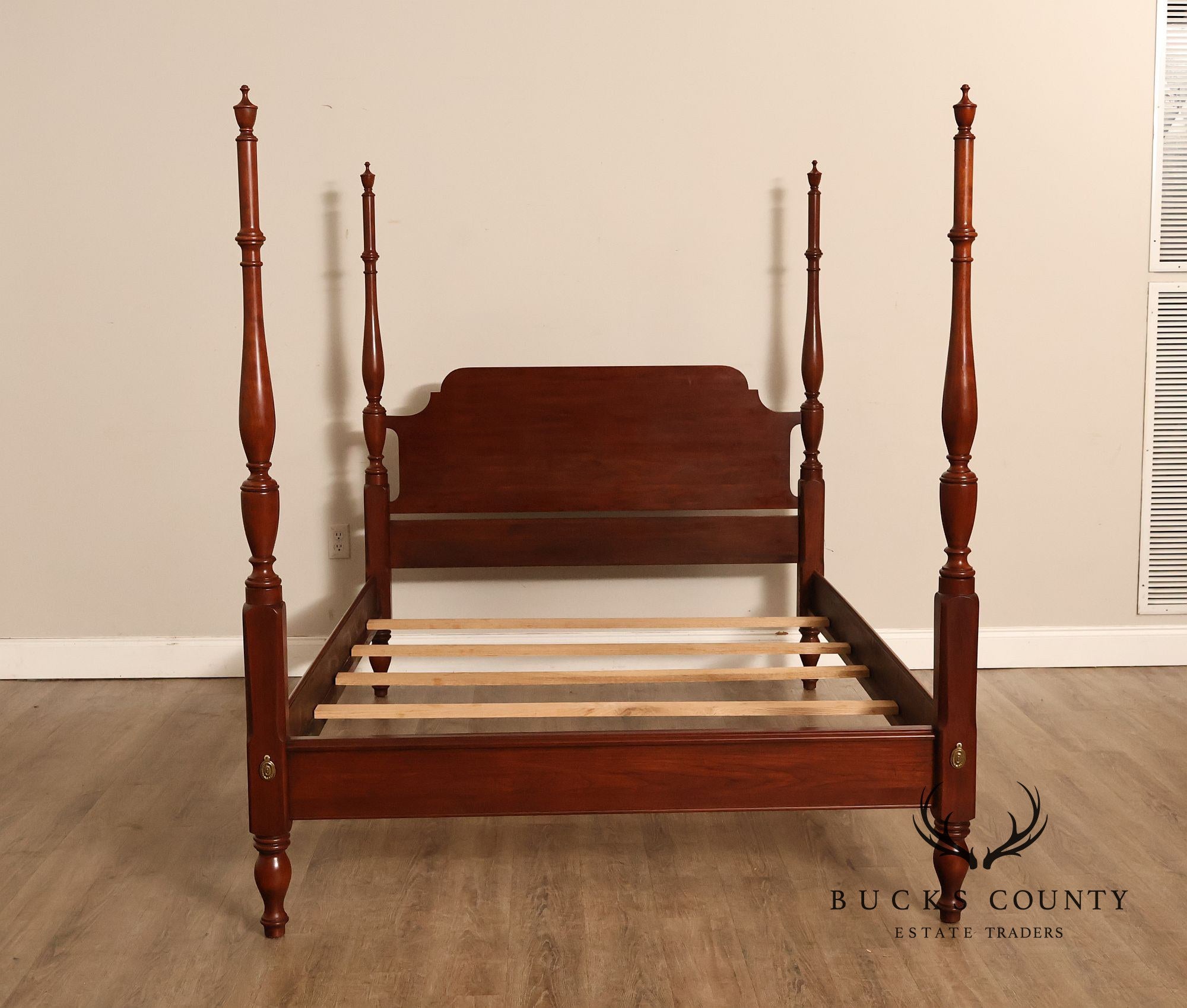 Henkel Harris Cherry Four Poster Full Bed
