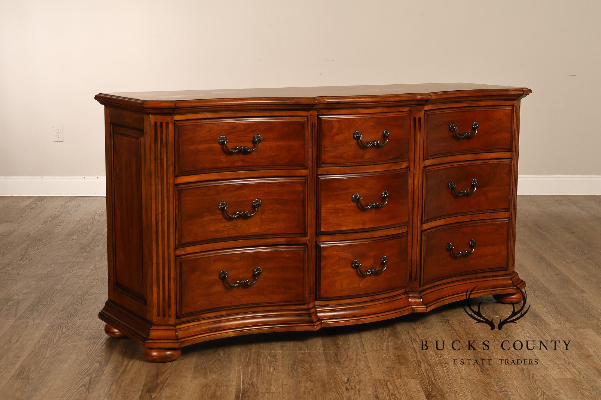 Ethan Allen Tuscany Serpentine Nine-Drawer Dresser In Cherry Finish