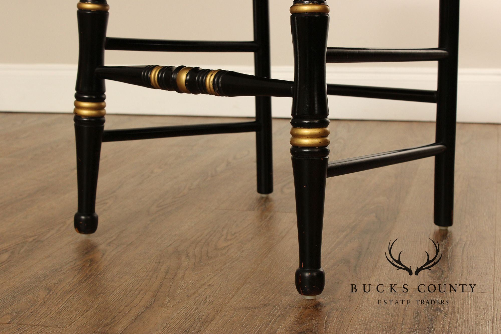 Early American Style Ebonized Rush Seat Side Chair