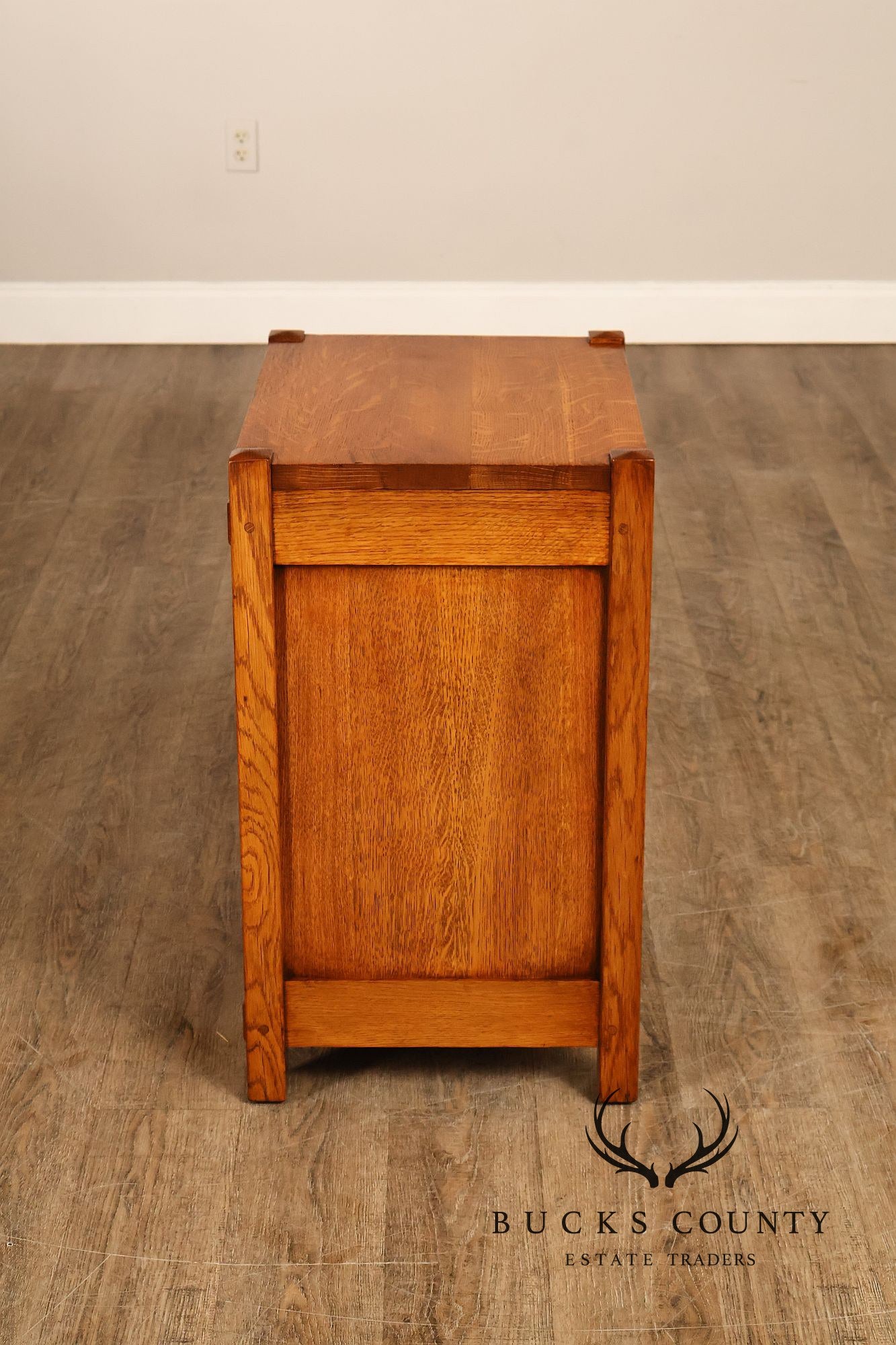 Stickley Mission Collection Pair of Oak Three-Drawer Nightstands