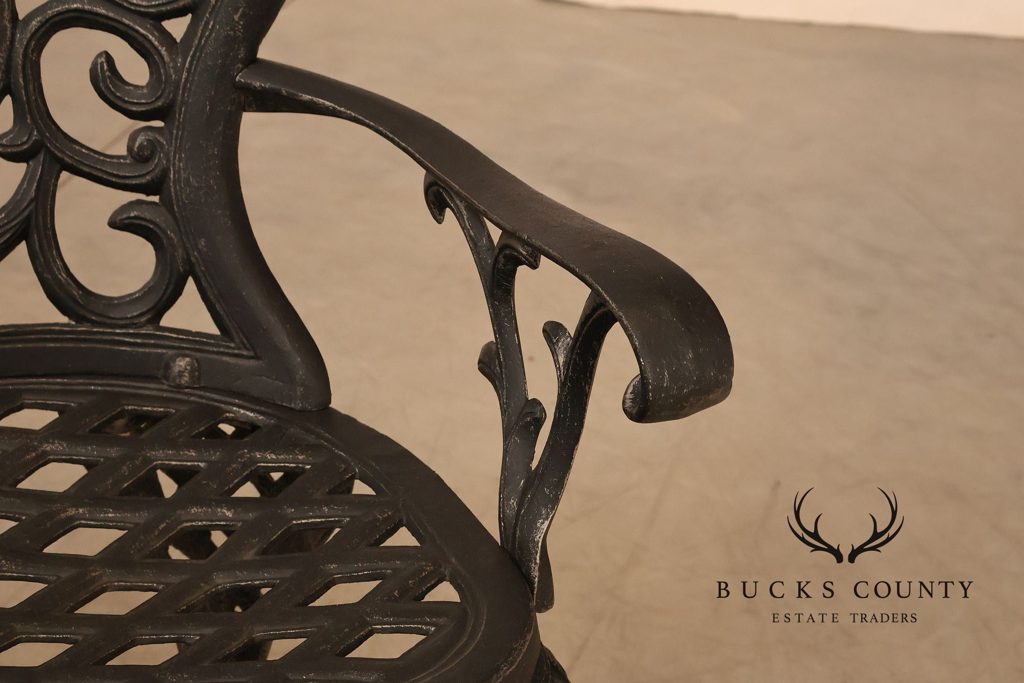 Cast Aluminum Garden Bench With Ornate Lattice Back