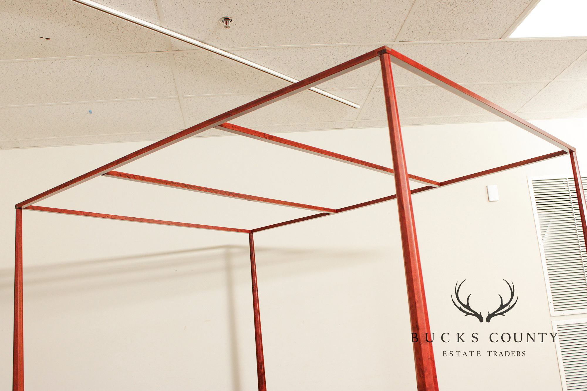 D.R. Dimes Benchmark Collection Cherry Queen Poster Bed