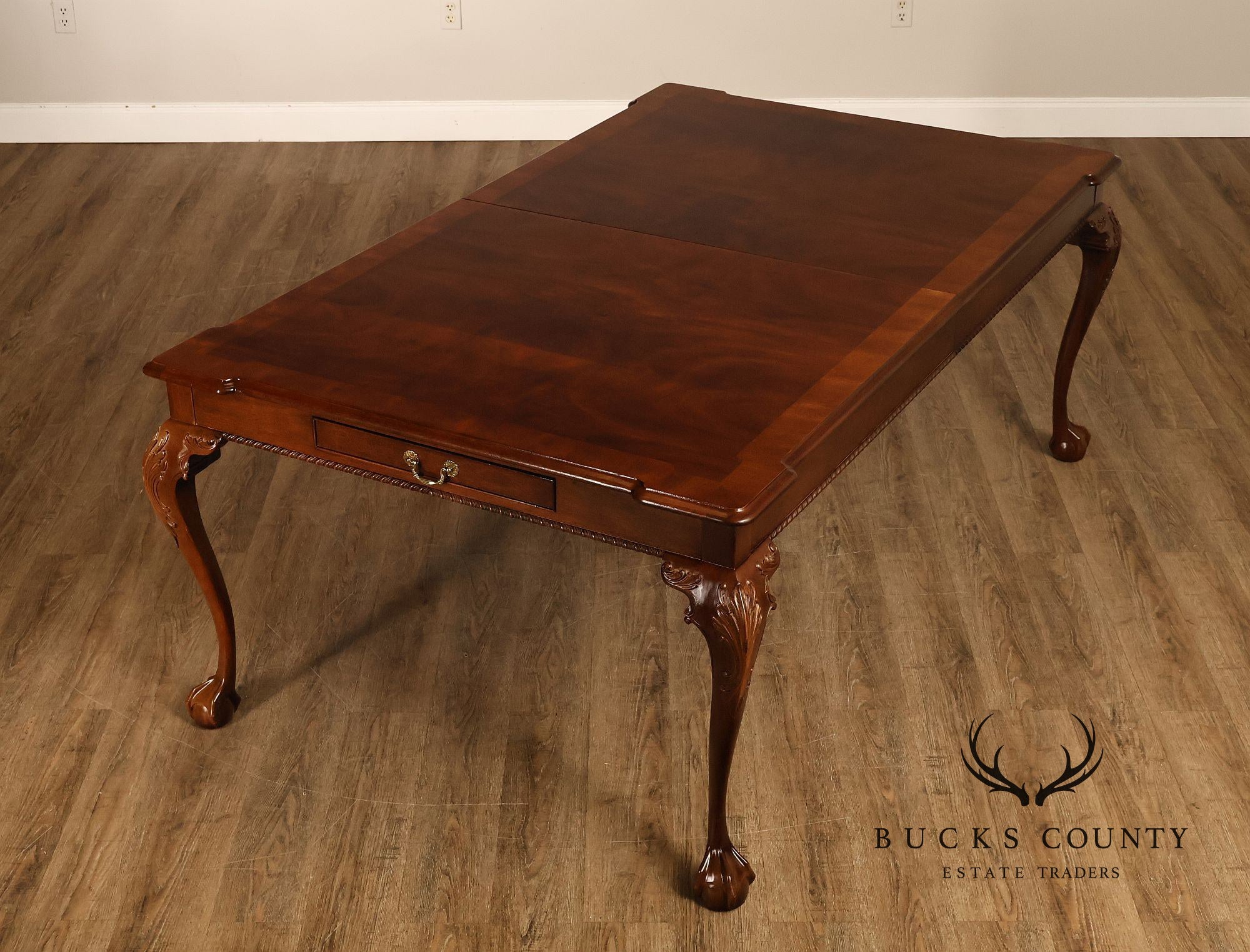 Henredon 'Rittenhouse Square' Mahogany Expandable Dining Table